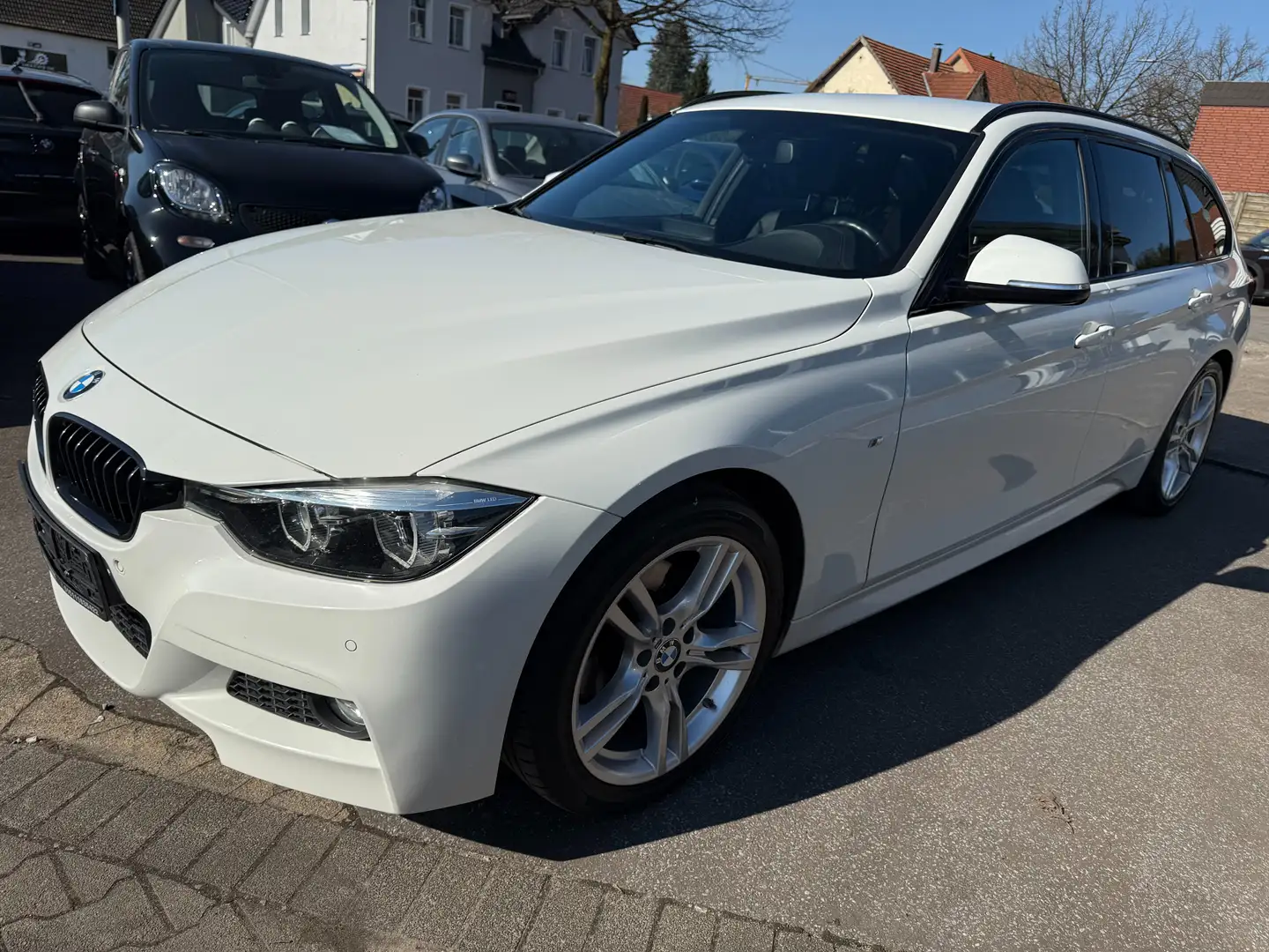 BMW 320 320 d Original M SportPaket Shadow~2 Hand~Navi~Led Weiß - 1