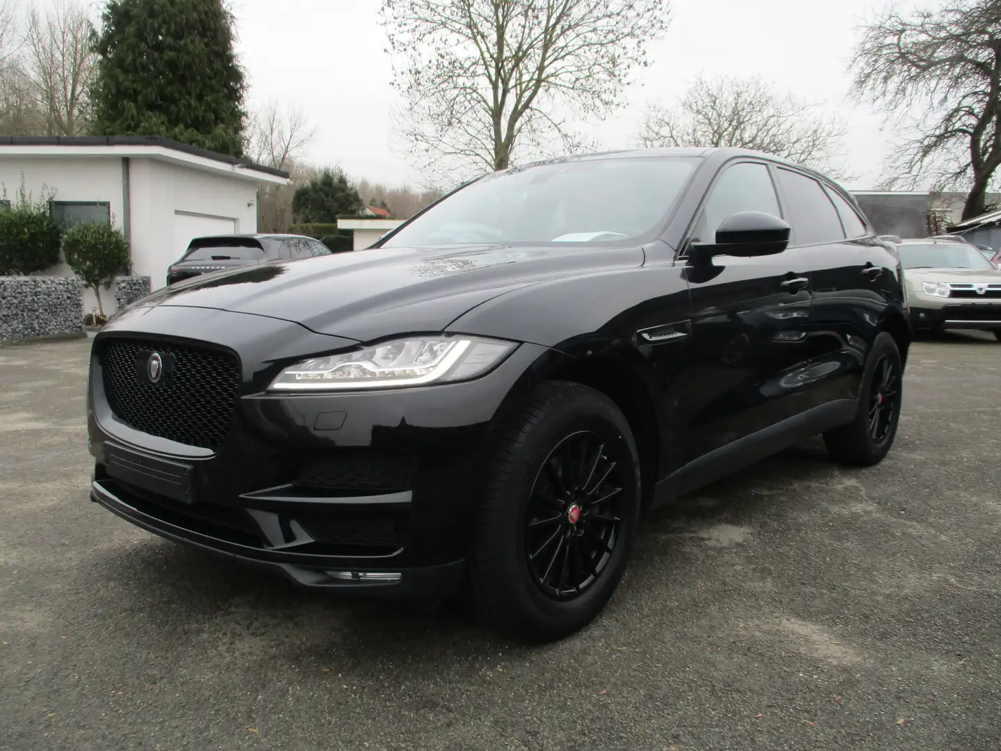 Jaguar F-Pace 2.0 D Automaat/Navi/Camera/Garantie/94.000km Noir - 1