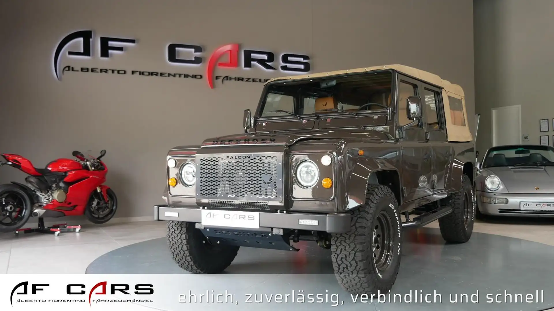 Land Rover Defender 110 Beach Runner V8 3,5 Automatik H Zulassung Braun - 1