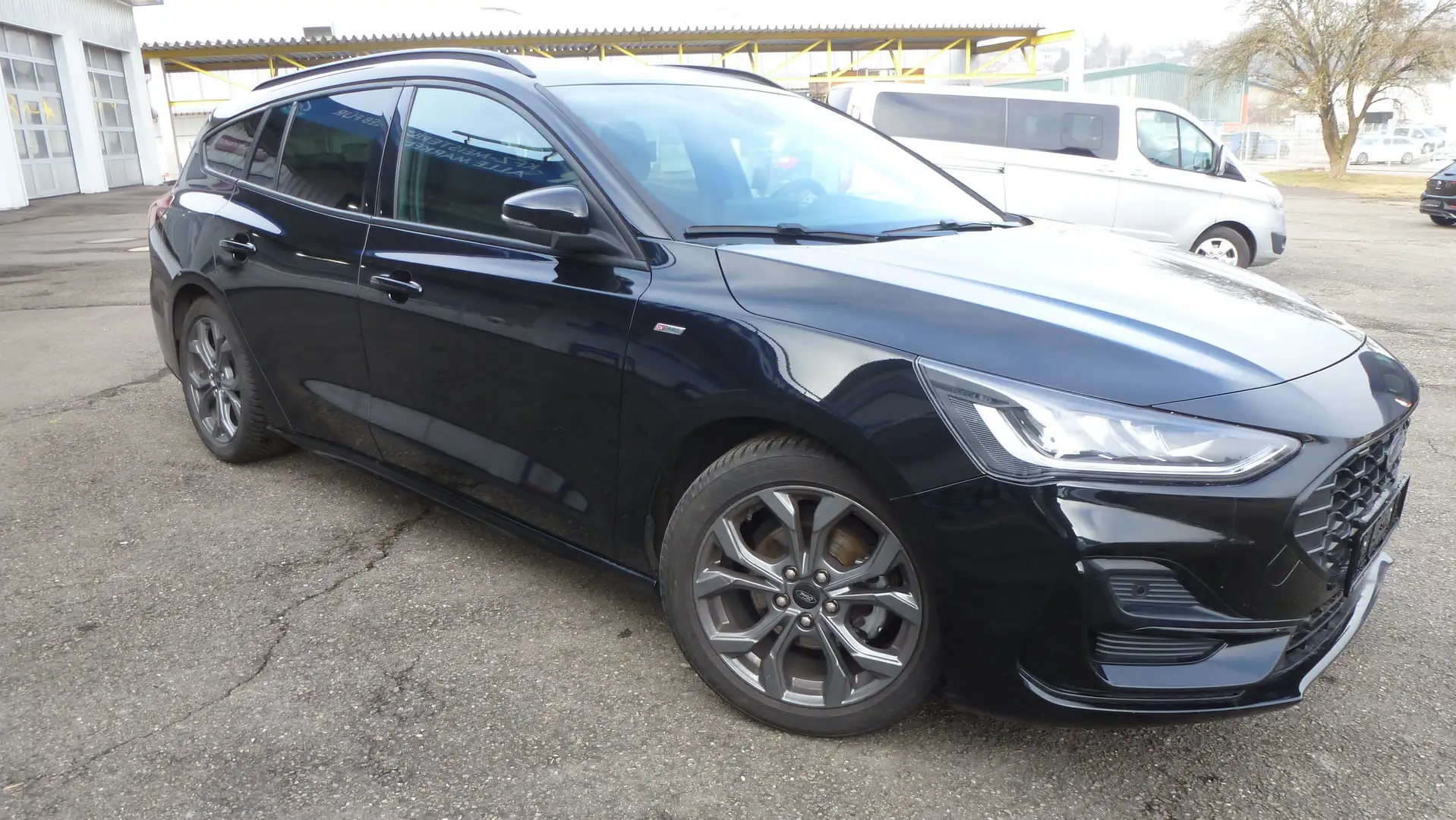 Ford Focus ST-Line Winterpa.*NAVI*get.Scheiben*PDCv+h*Kamer Noir - 1