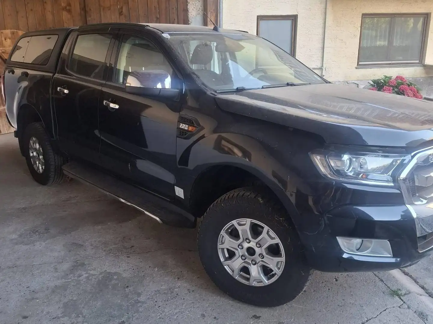Ford Ranger Ranger Doppelkabine Limited 4x4 2,2 TDCi Start/Stop Limited Schwarz - 1