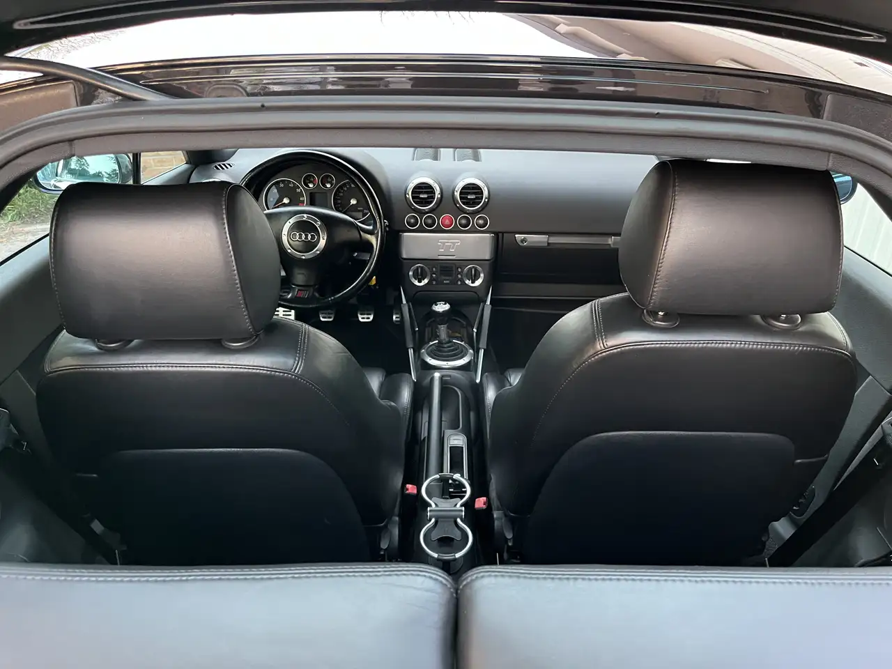 Audi TT Coupe 1.8 T, foto 4