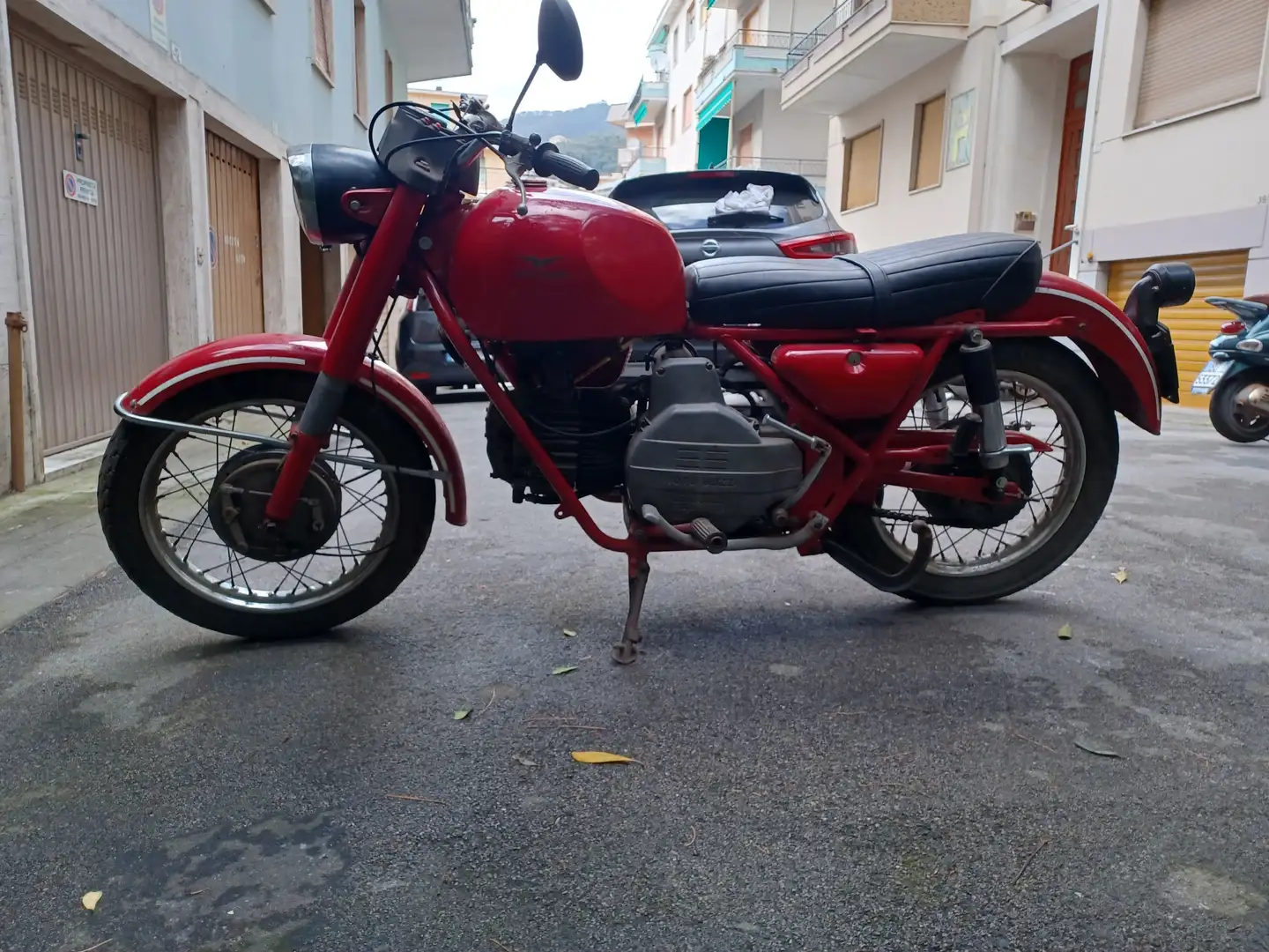 Moto Guzzi Nuovo Falcone 500 Militare Rojo - 1