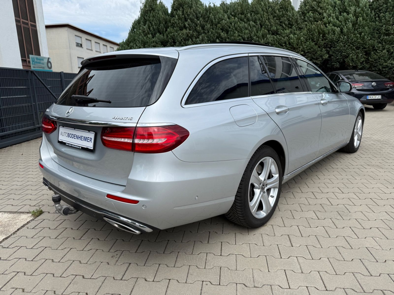 Mercedes-Benz E 400 T 4Matic Avantgarde·Pano·360°·ACC·Navi·AHK — photo 5