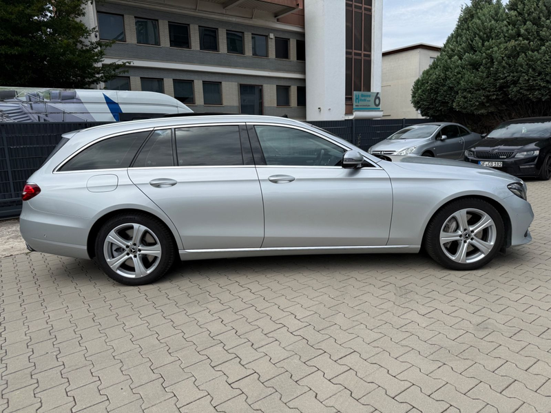 Mercedes-Benz E 400 T 4Matic Avantgarde·Pano·360°·ACC·Navi·AHK — photo 8