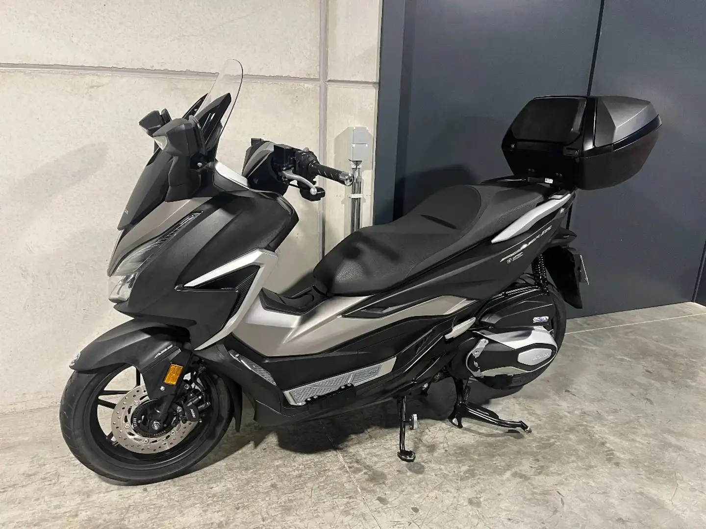 Honda Forza 350 - 2