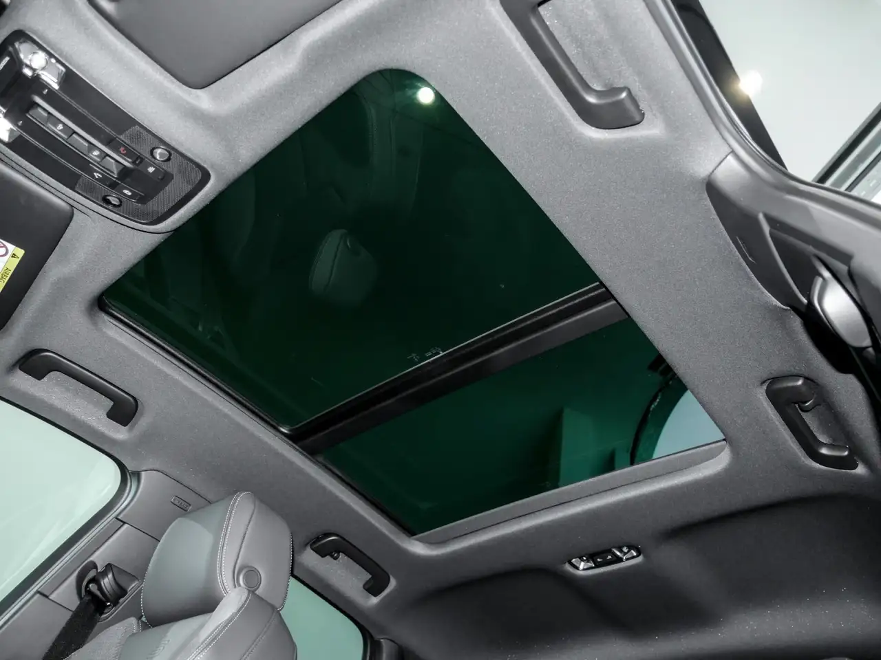 Audi Q3 40 quattro S LINE BLACKPAK PANO AHK 360CAM 19Z 11