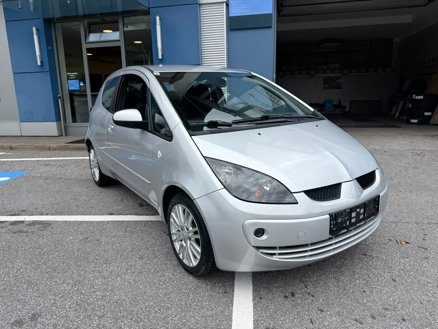 Mitsubishi Colt Silber - 2