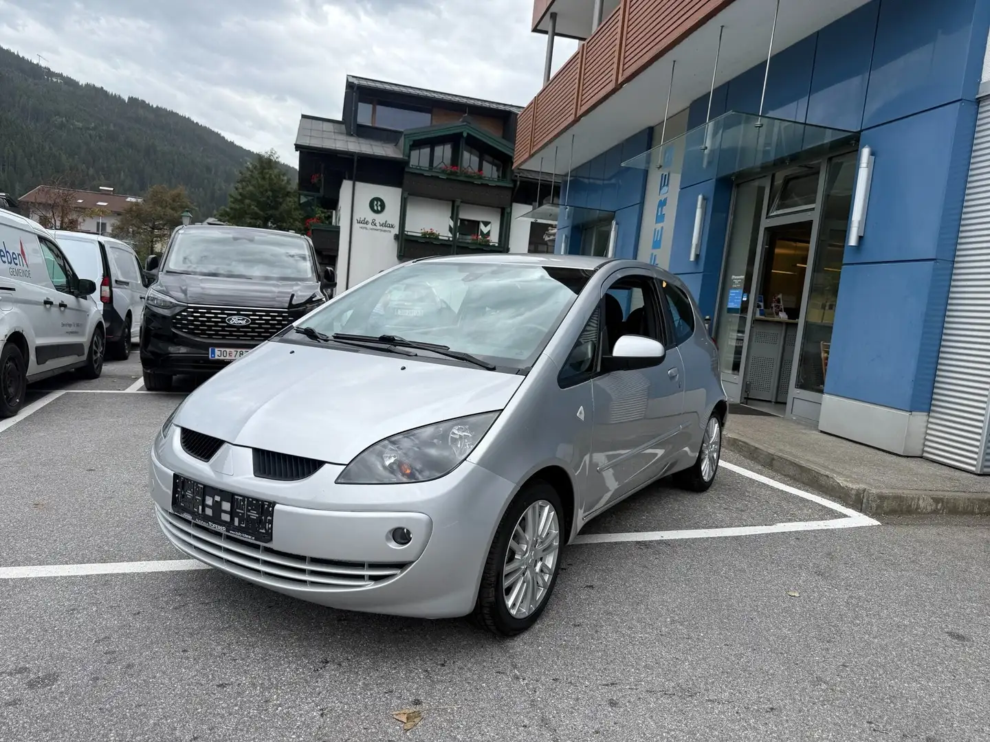 Mitsubishi Colt Silber - 1