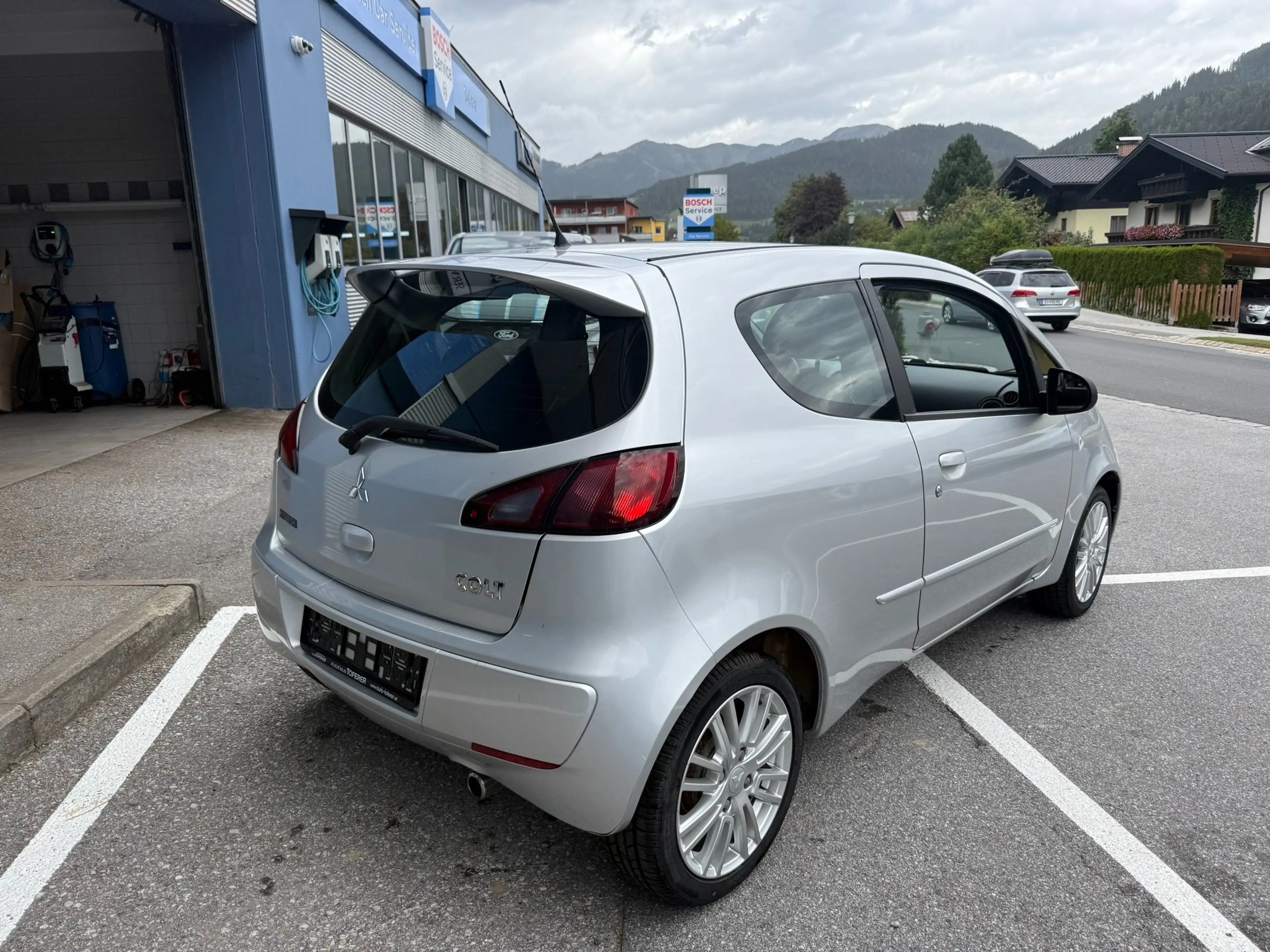 Mitsubishi Colt — photo 6