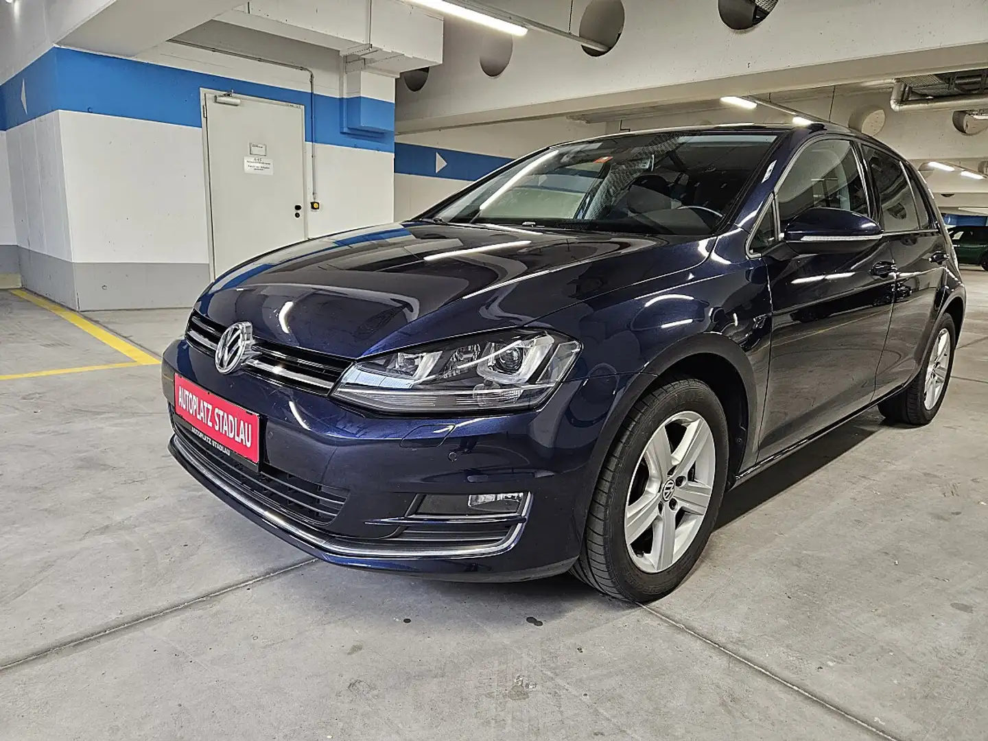 Volkswagen Golf VII Sky 1,6 TDI 105 PS Blau - 1
