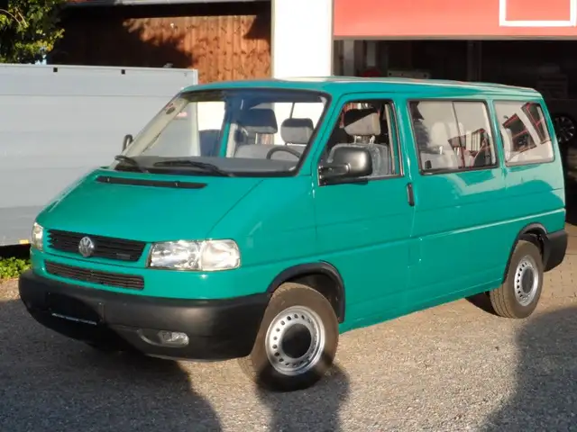 Volkswagen T4 Caravelle 2,5-l-Diesel TDI 75kW
