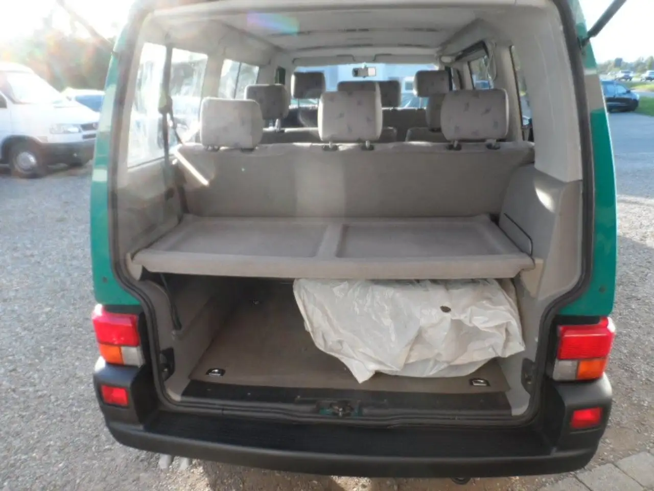 Volkswagen T4 Caravelle 2,5-l-Diesel TDI 75kW, foto 7