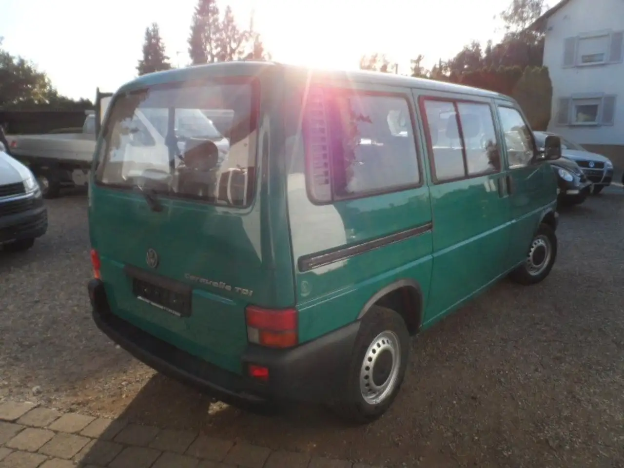 Volkswagen T4 Caravelle 2,5-l-Diesel TDI 75kW, foto 3