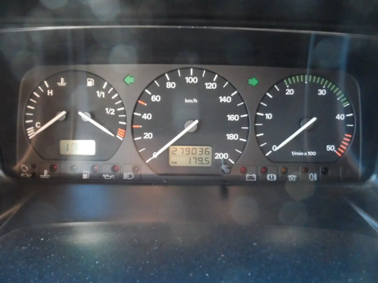 Volkswagen T4 Caravelle 2,5-l-Diesel TDI 75kW, foto 9