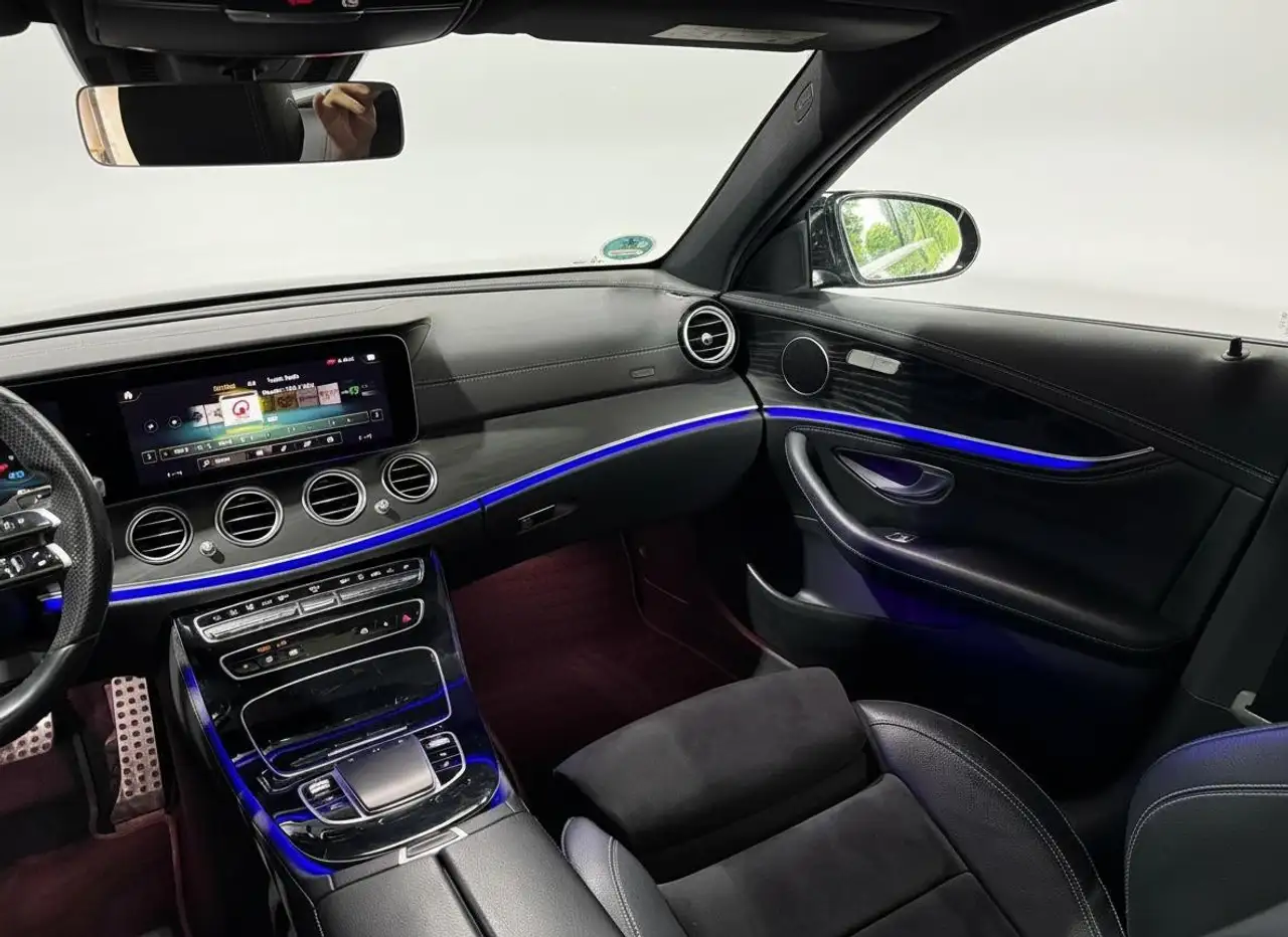 Mercedes-Benz E-Class Estate e AMG Line Trekhaak PANO, миниатюра 25