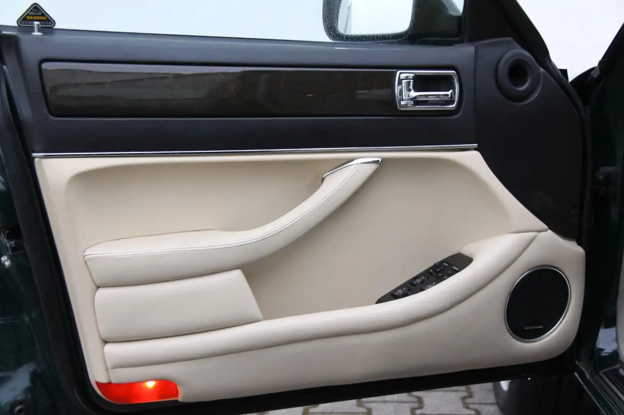 Jaguar XJR mit 3 Jahren Garantie Top Zustand, foto 4