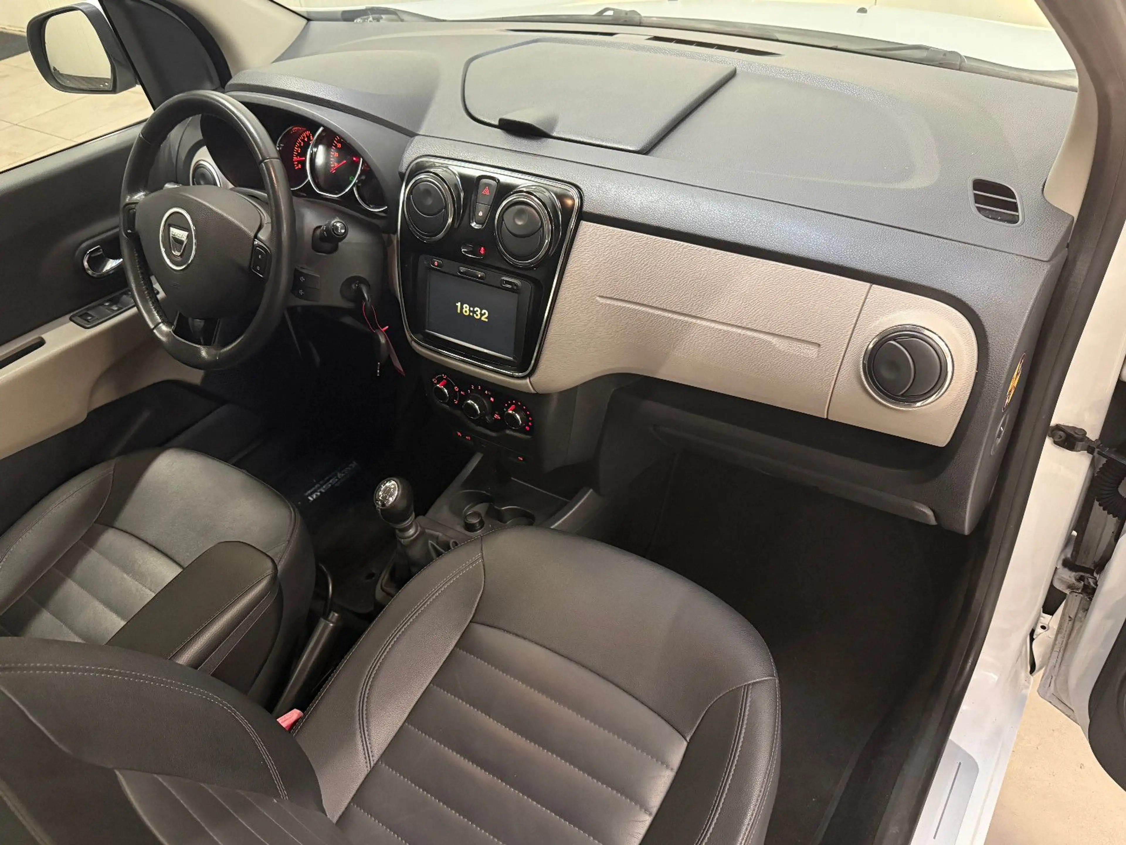 Dacia Lodgy Prestige 1.5 Diesel/Leder/ — photo 10