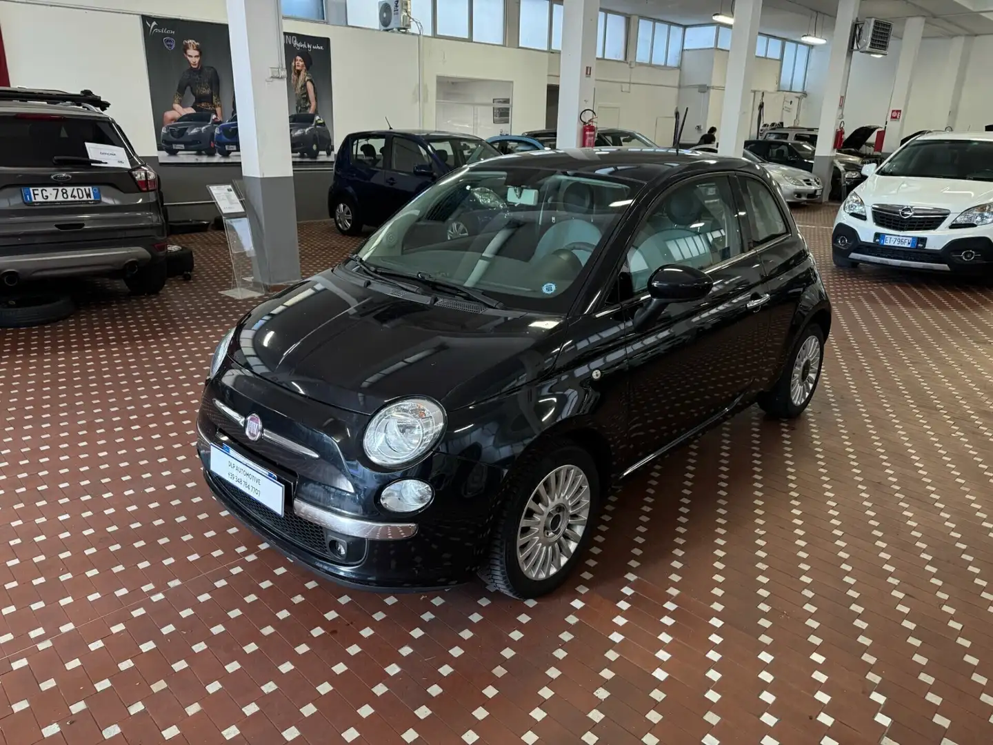 Fiat 500 1.2 Lounge Schwarz - 1