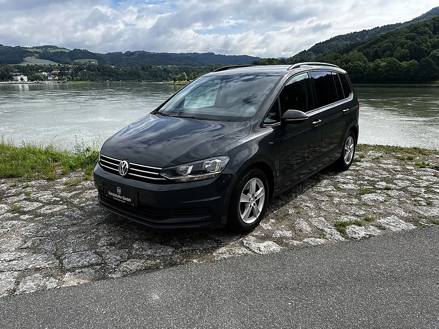 Volkswagen Touran Comfortline 1,6 SCR TDI DSG Grau - 1