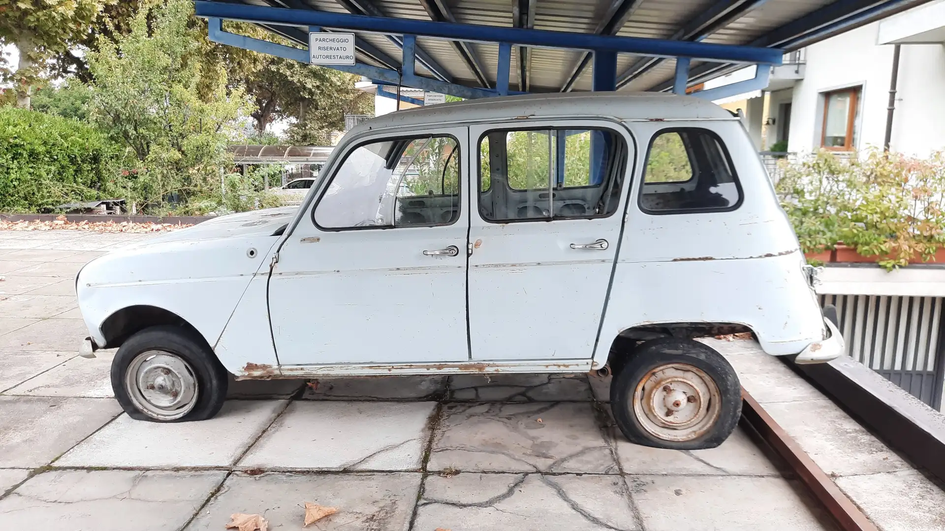 Renault R 4 seconda serie 1971 mod 1123 850cc Blu/Azzurro - 1