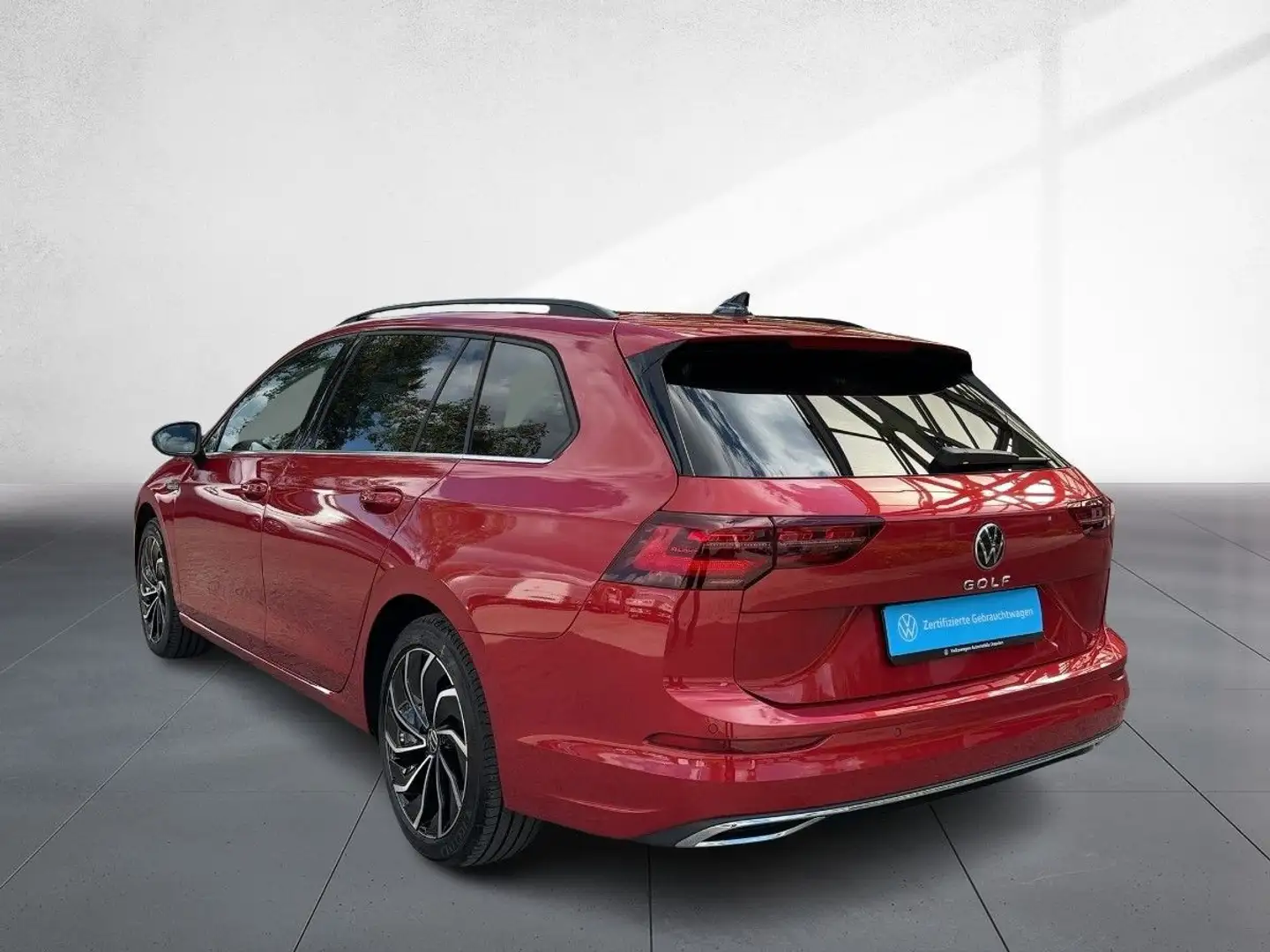 Volkswagen Golf Variant Golf VIII Variant Style 2.0 TDI DSG IQ HARMAN Rot - 2