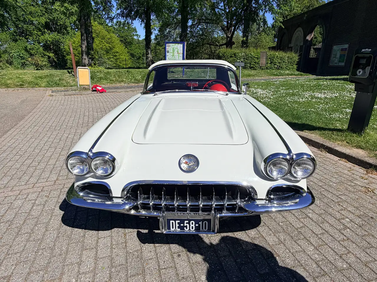 Chevrolet Corvette Convertible 4,6 V8 (283Ci), foto 9
