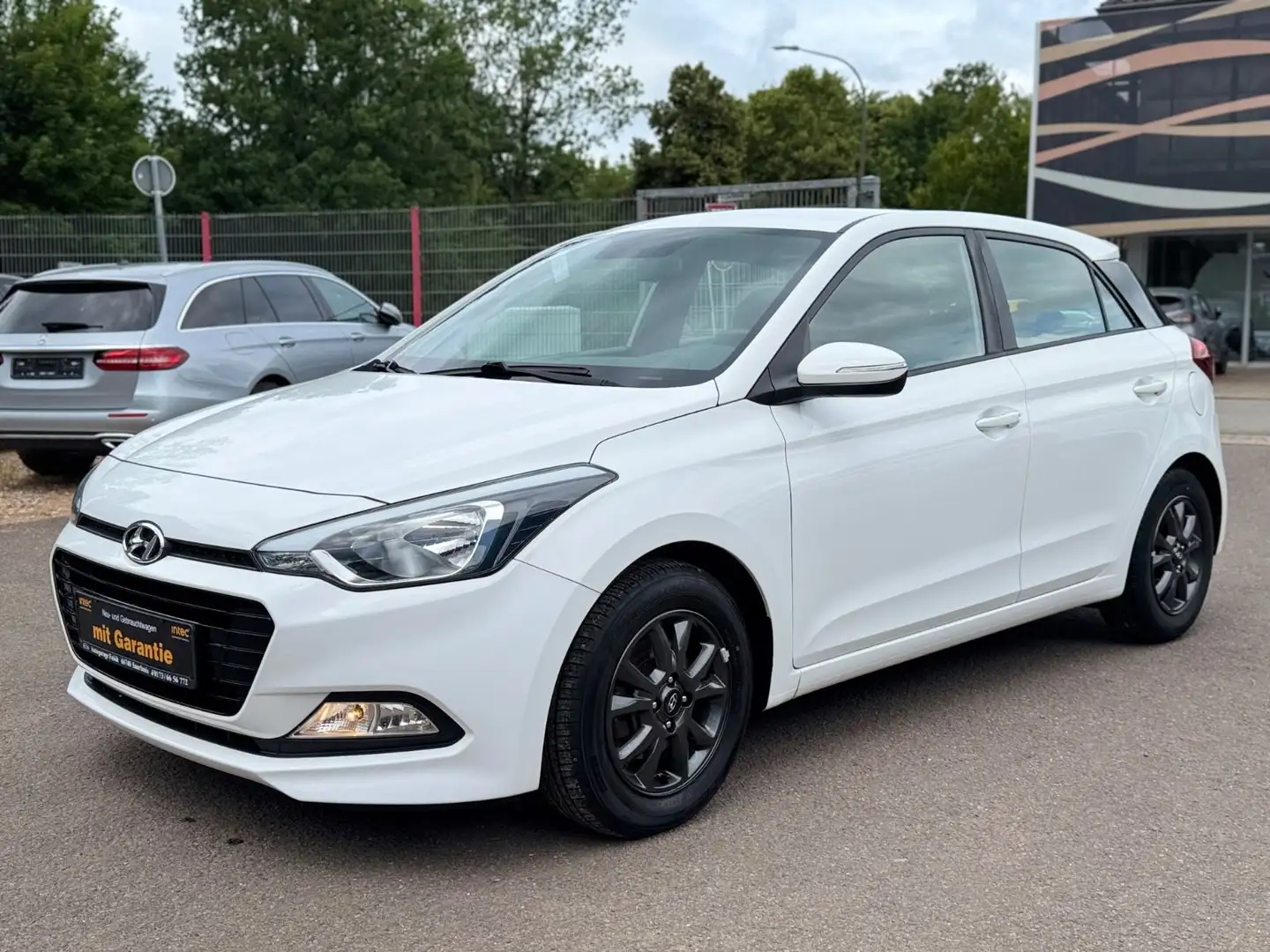 Hyundai i20 YES! Euro6 nur 70.000 Km Blanc - 1