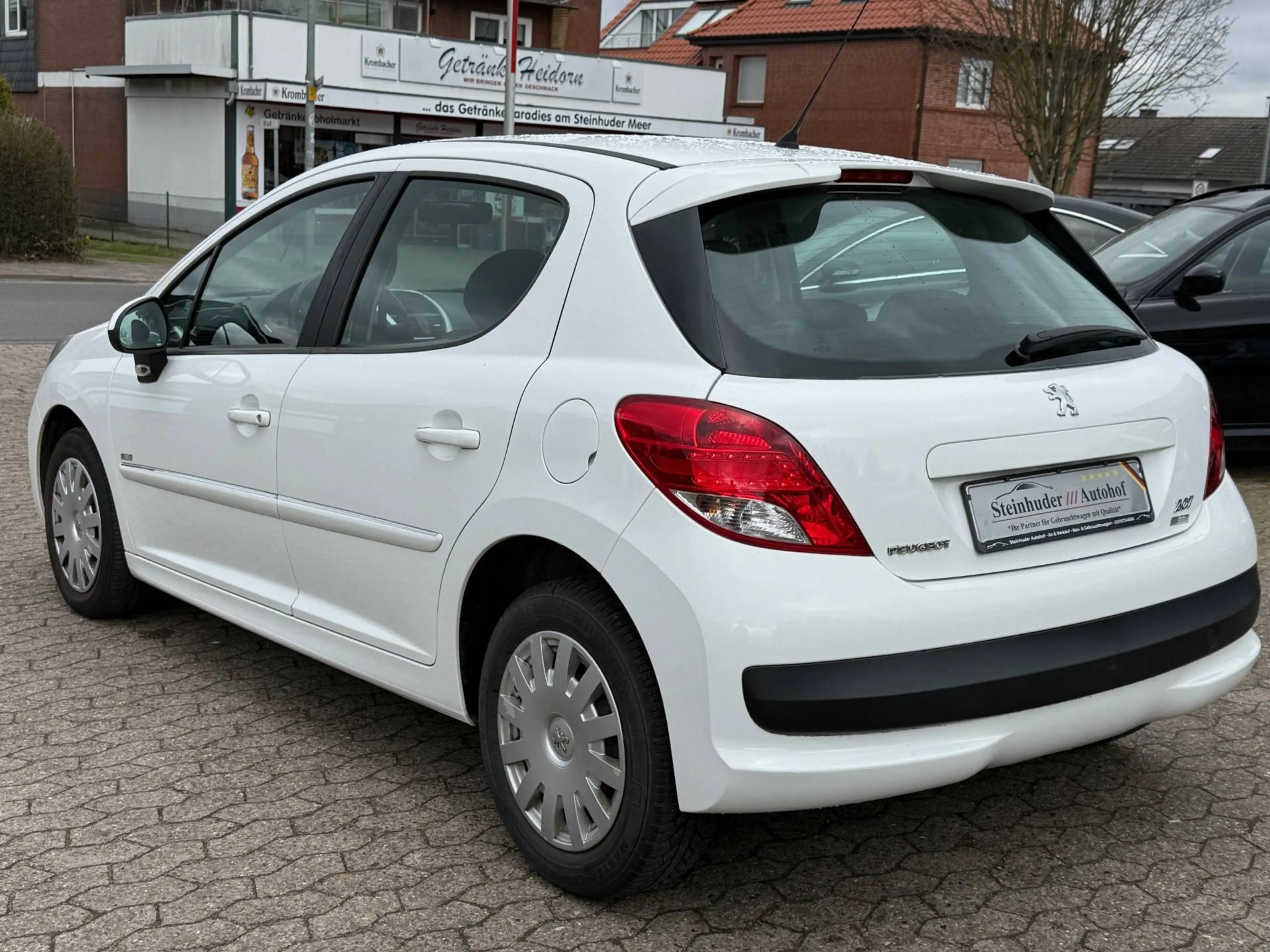 Peugeot 207 98G — photo 6