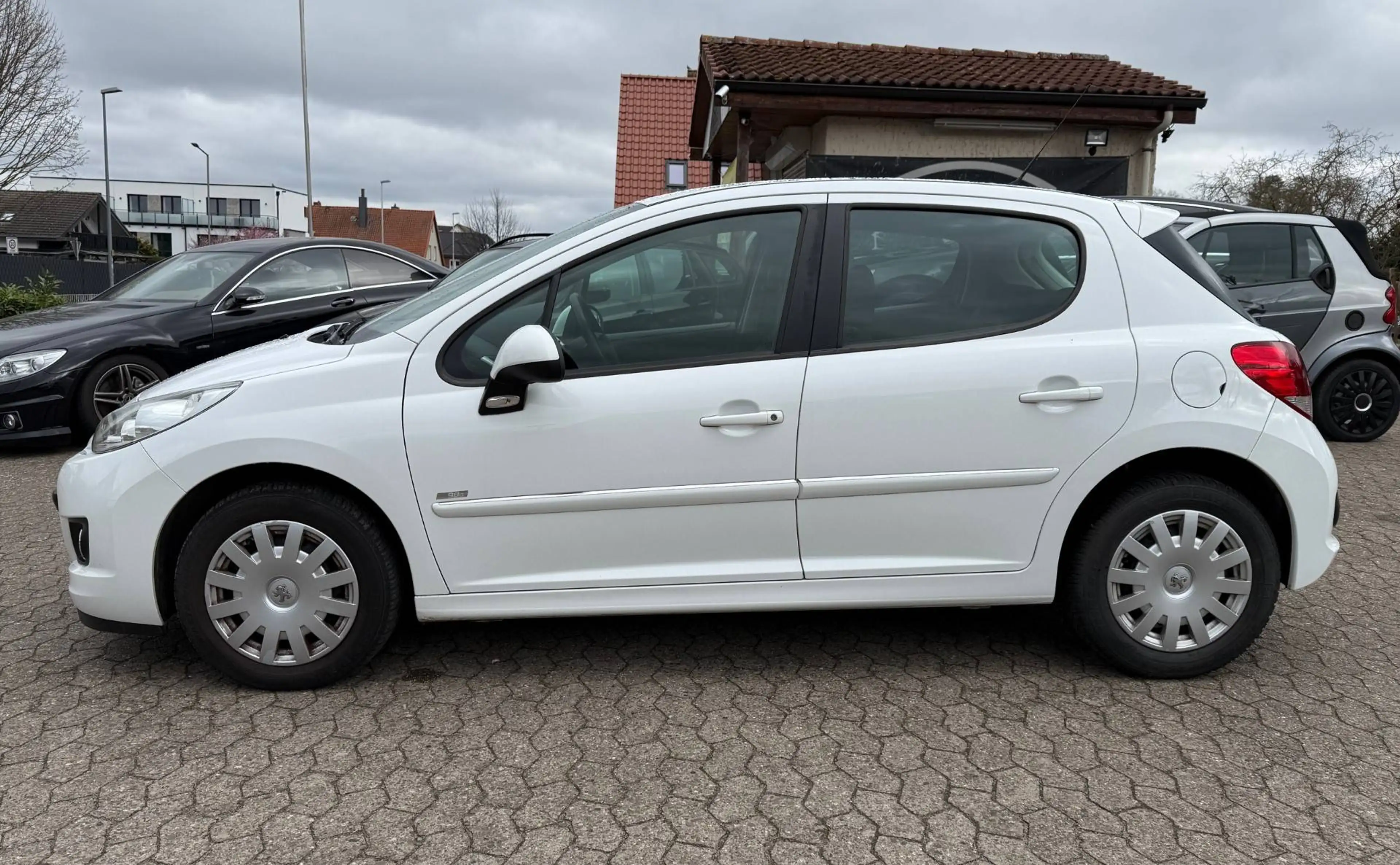 Peugeot 207 98G — photo 5
