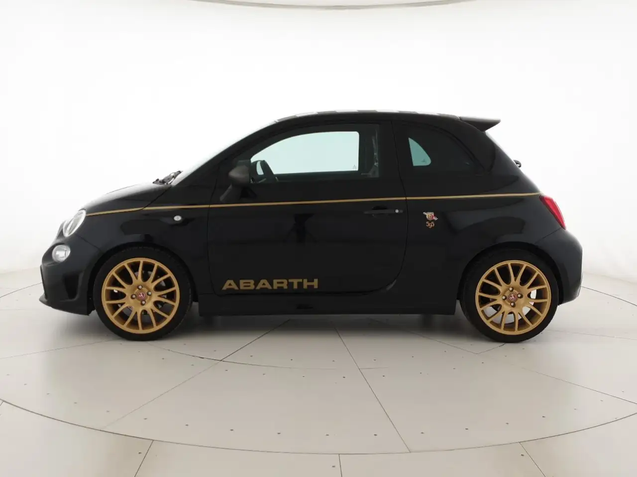 Abarth 595 2021