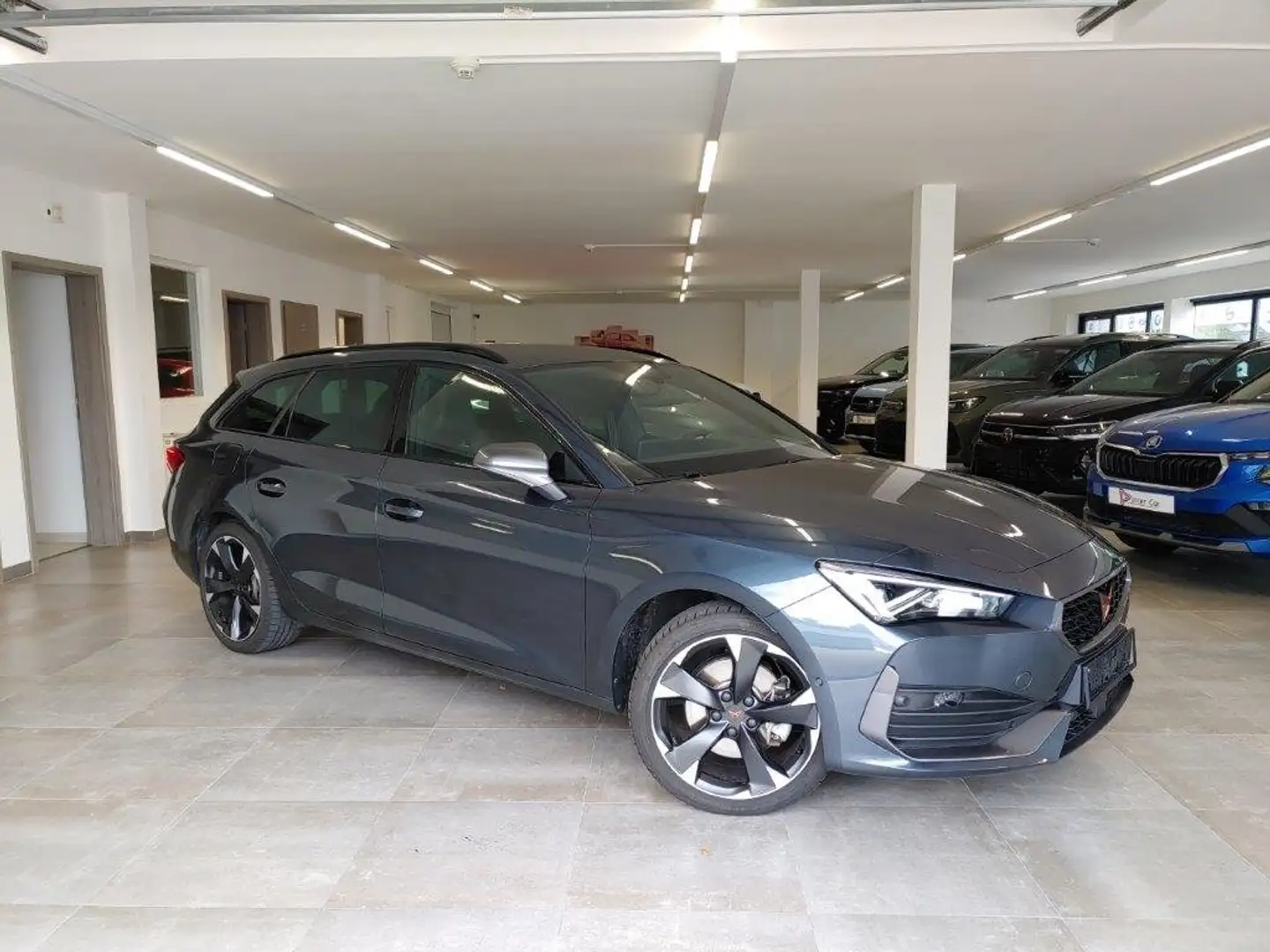 CUPRA Leon SP 1.4 E-Hybrid DSG Navi/DCC/ACC/Kam/LED Grau - 1