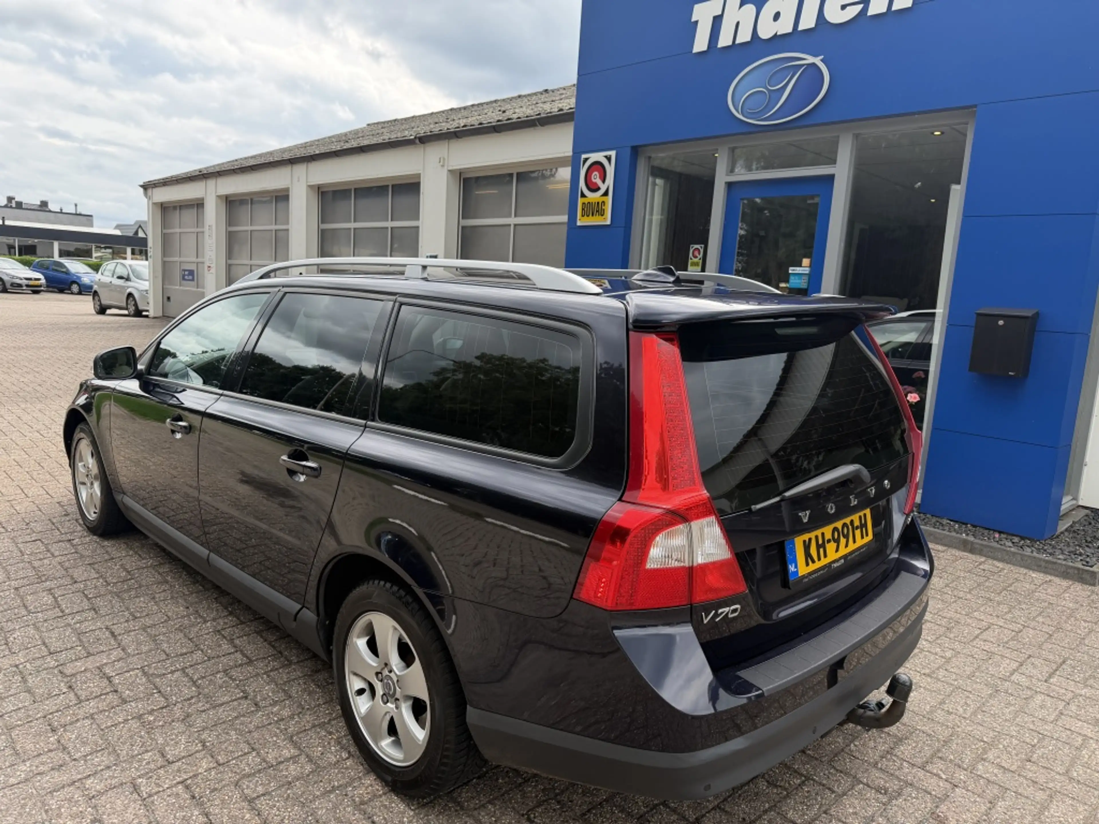 Volvo V70 2.5FT Momentum — photo 5