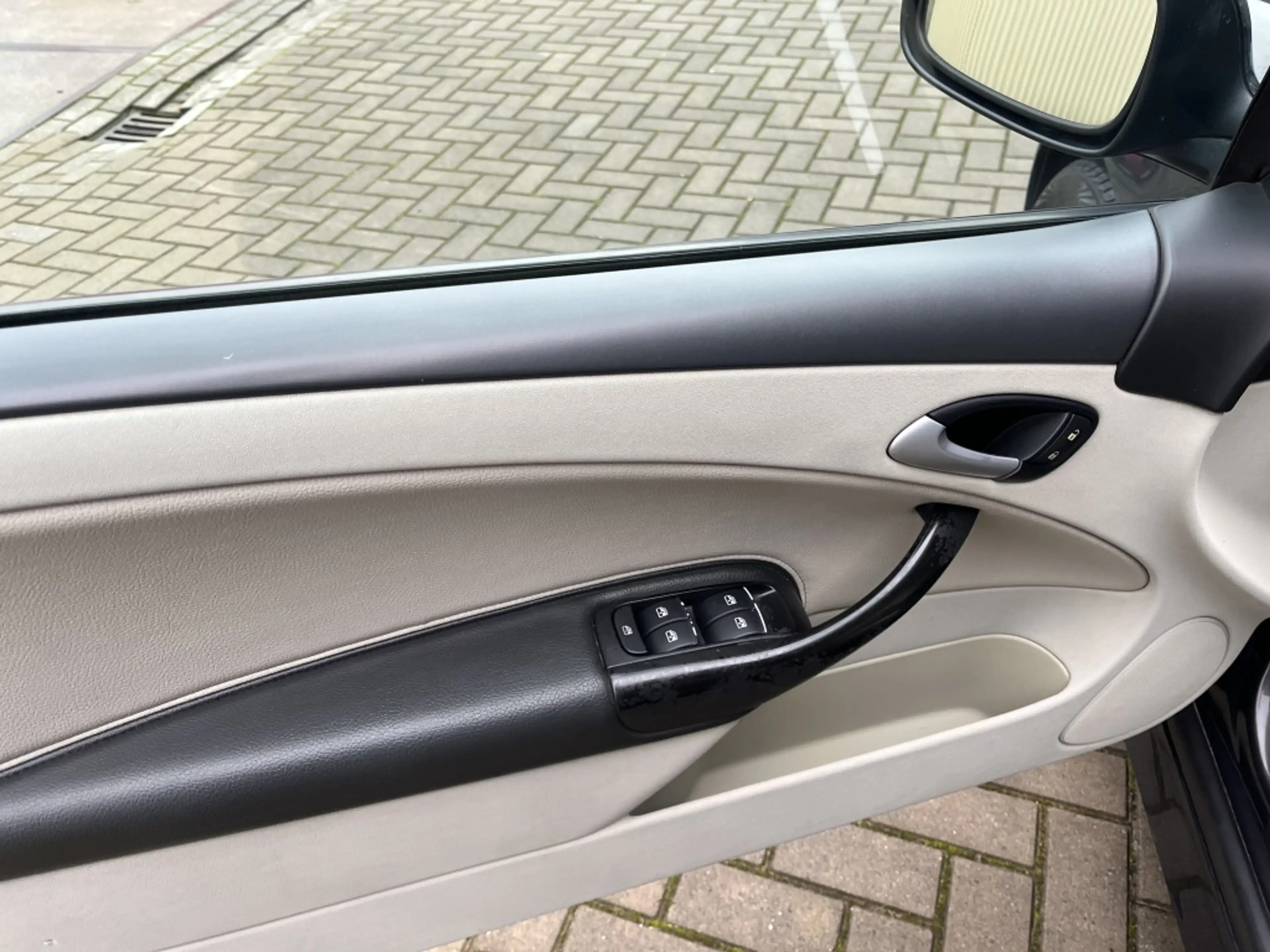 Saab 9-3 Cabrio 2.0t Vector — photo 7