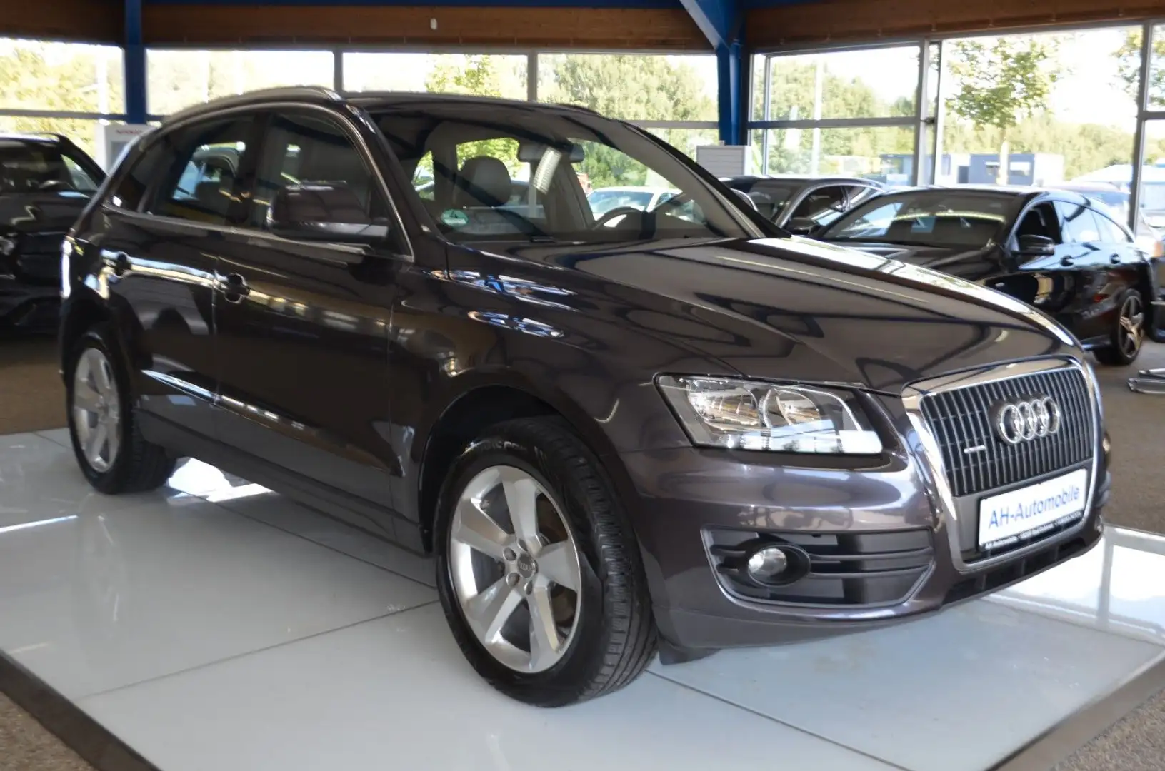 Audi Q5 2.0 TFSI quattro S-LINE AUTOMATIK / KLIMA Grau - 2