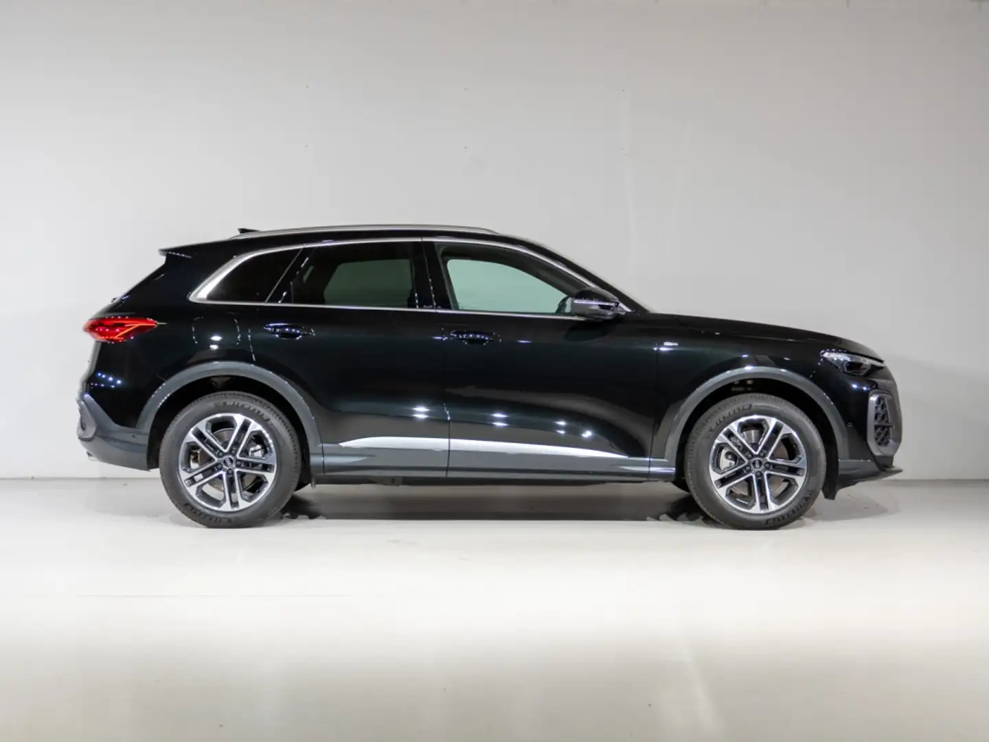 Audi Q5 SUV S LINE EDITION E-HYBRID QUATTRO 220 KW S TR Negro - 2