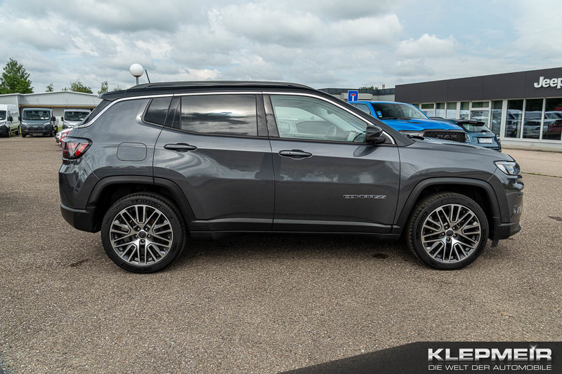 Jeep Compass MY22 Limited 1.3l T4 96 kW (130P — photo 4