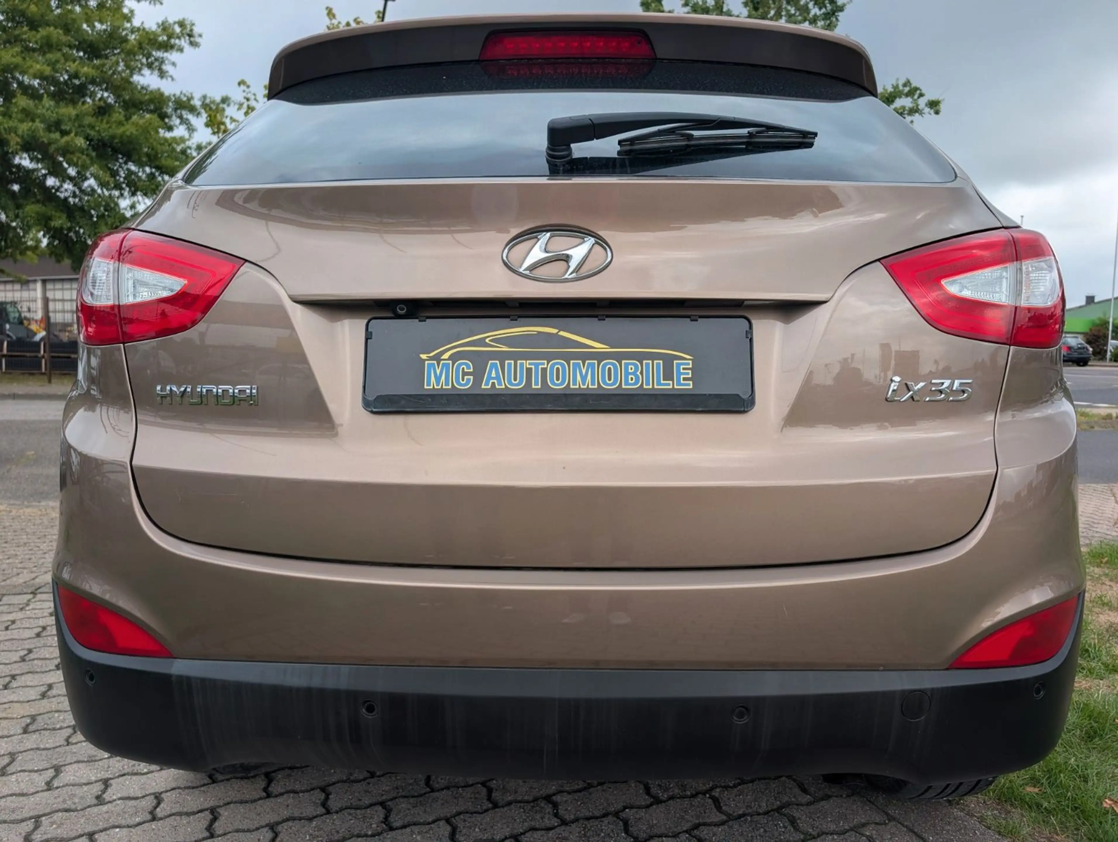 Hyundai iX35 FIFA World Cup Edition 2WD*1-HAND*KAMERA !! — photo 11