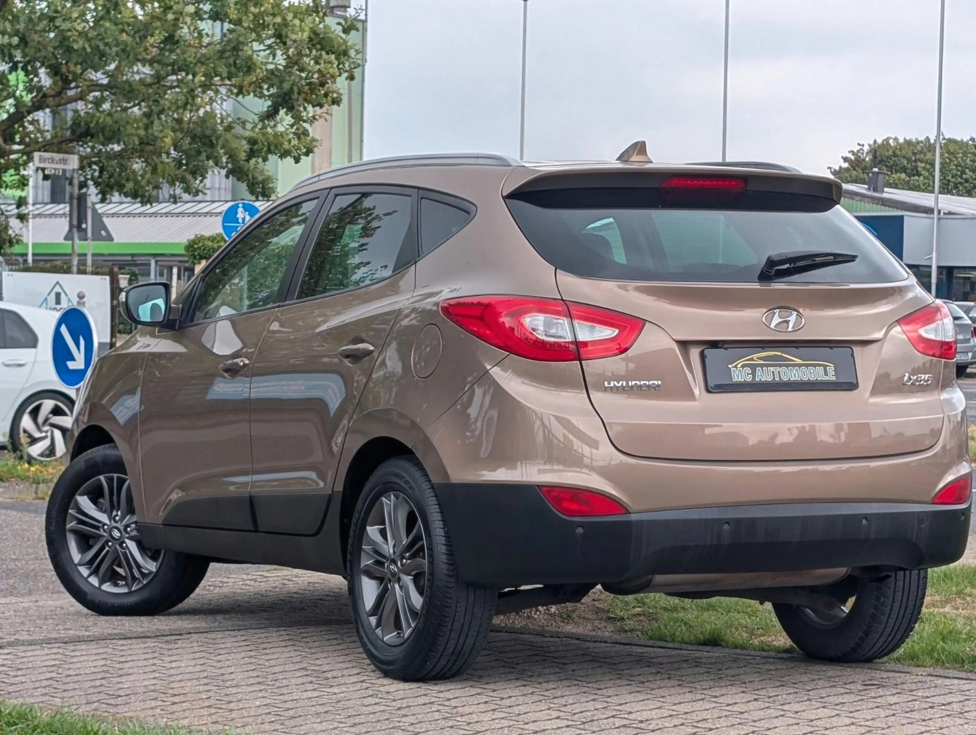 Hyundai iX35 FIFA World Cup Edition 2WD*1-HAND*KAMERA !! — photo 5