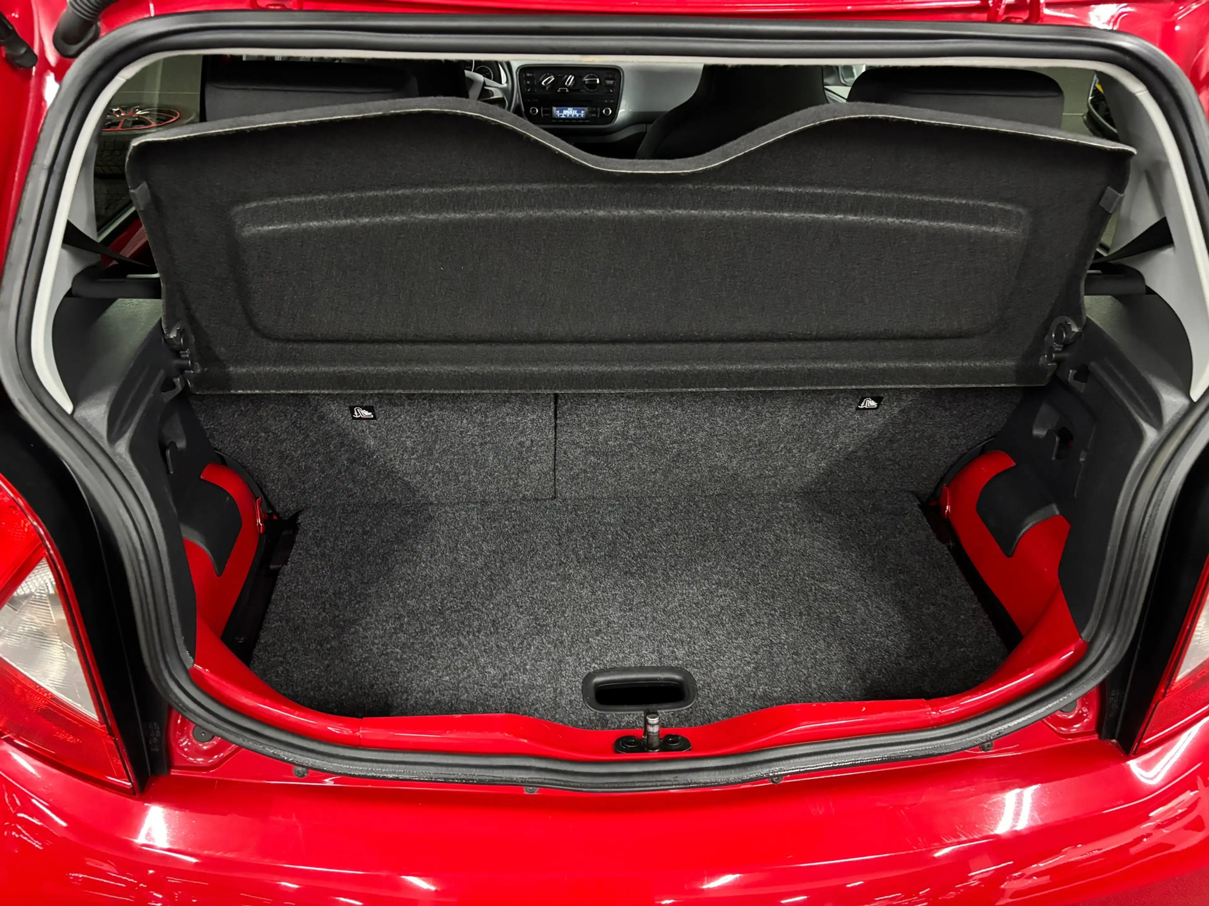 SEAT Mii 1.0 Sport Dynamic — photo 11