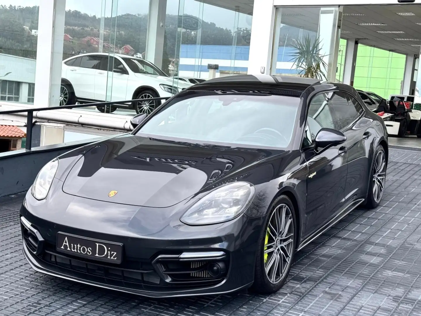 Porsche Panamera 4S E-Hybrid Sport Turismo Gris - 1