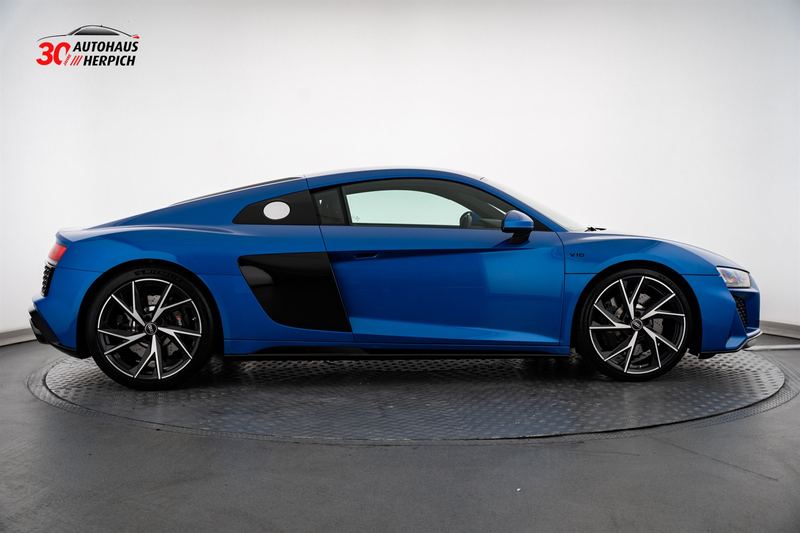 Audi R8 5.2 RWD Performance RFK DAB NAVI PDC B&O — photo 6