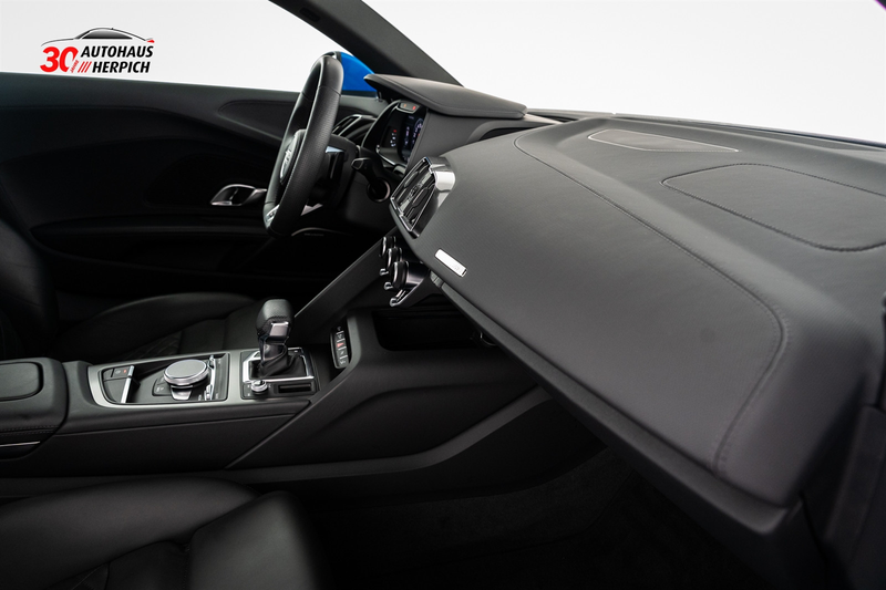 Audi R8 5.2 RWD Performance RFK DAB NAVI PDC B&O — photo 13