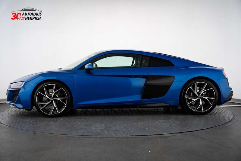 Audi R8 5.2 RWD Performance RFK DAB NAVI PDC B&O — photo 2