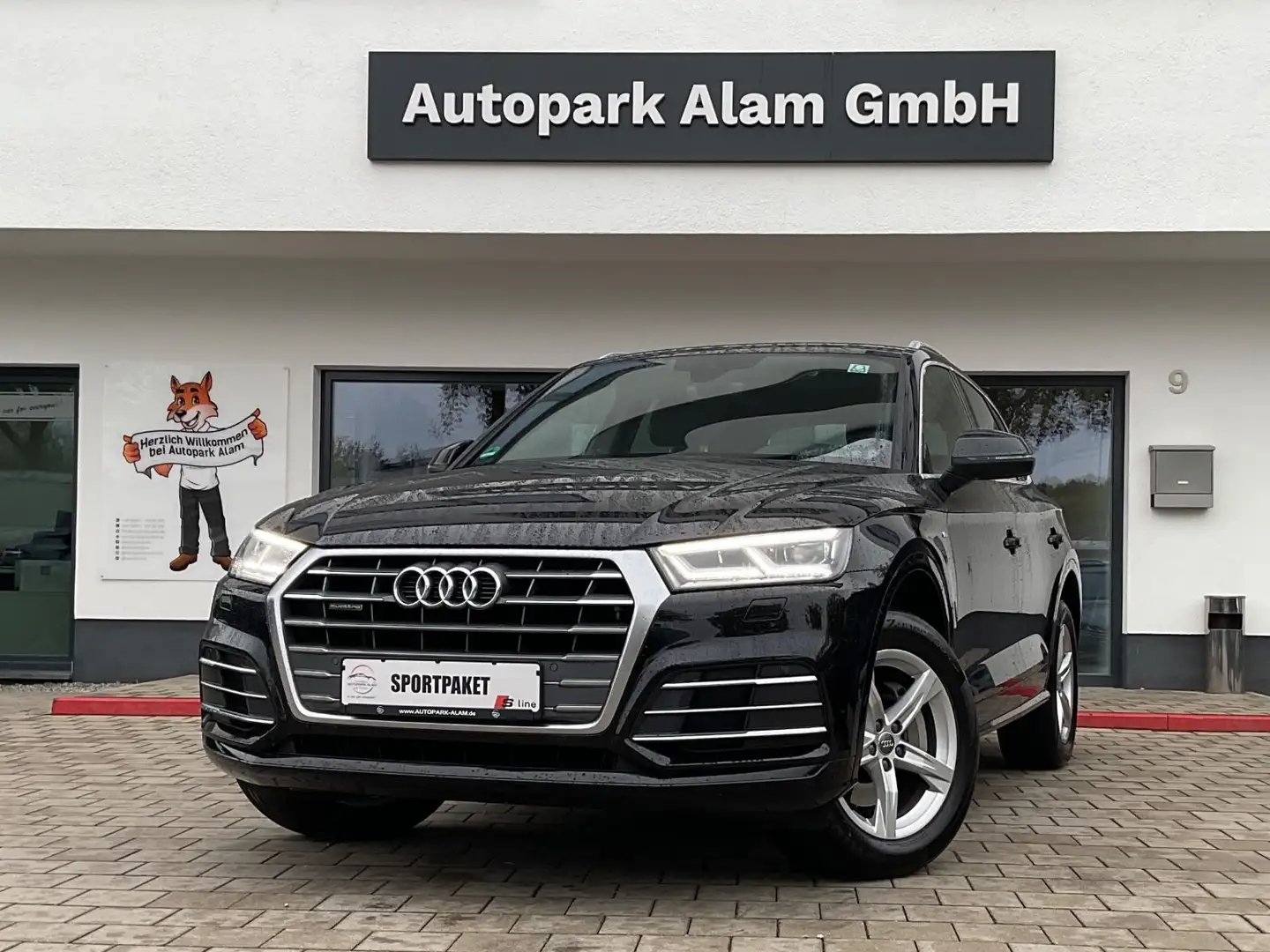 Audi Q5 quattro sport S tronic S-Line Exter. Sthg. Schwarz - 1