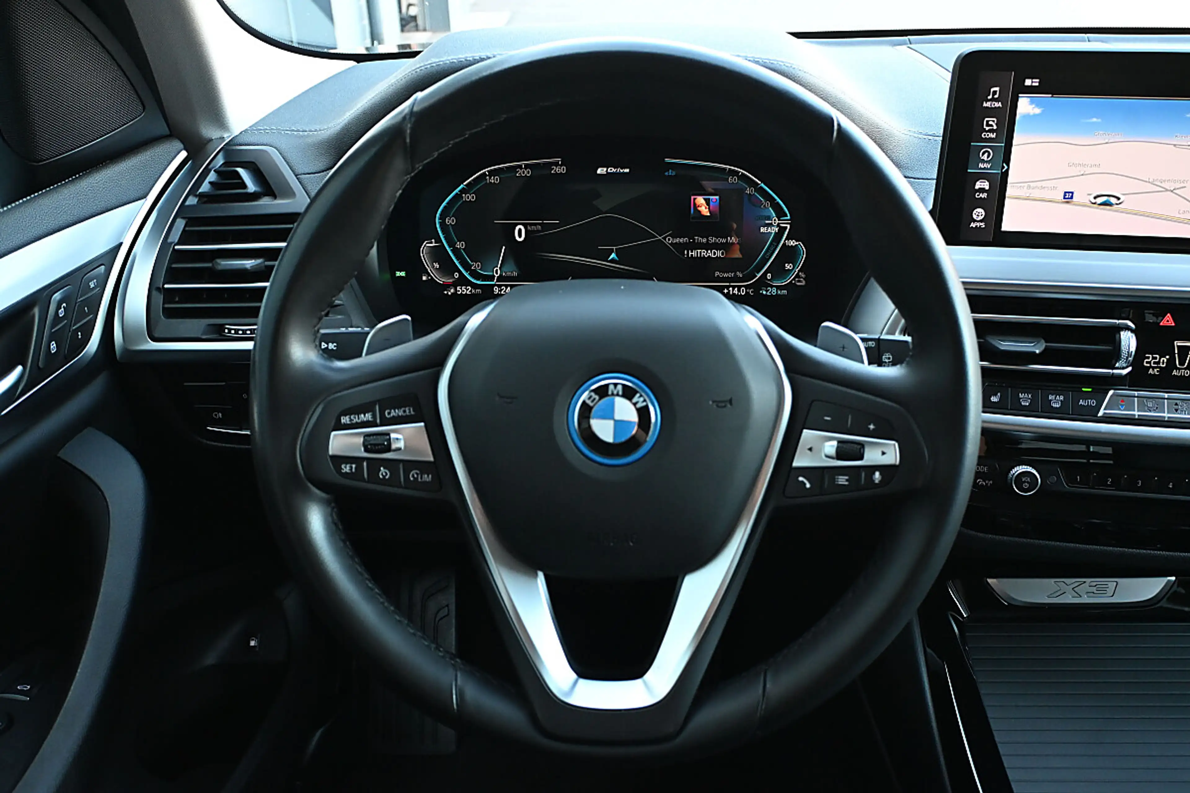 BMW X3 xDrive 30e 20", eSitze, Sportsitze, Kamera, HiF... — photo 13