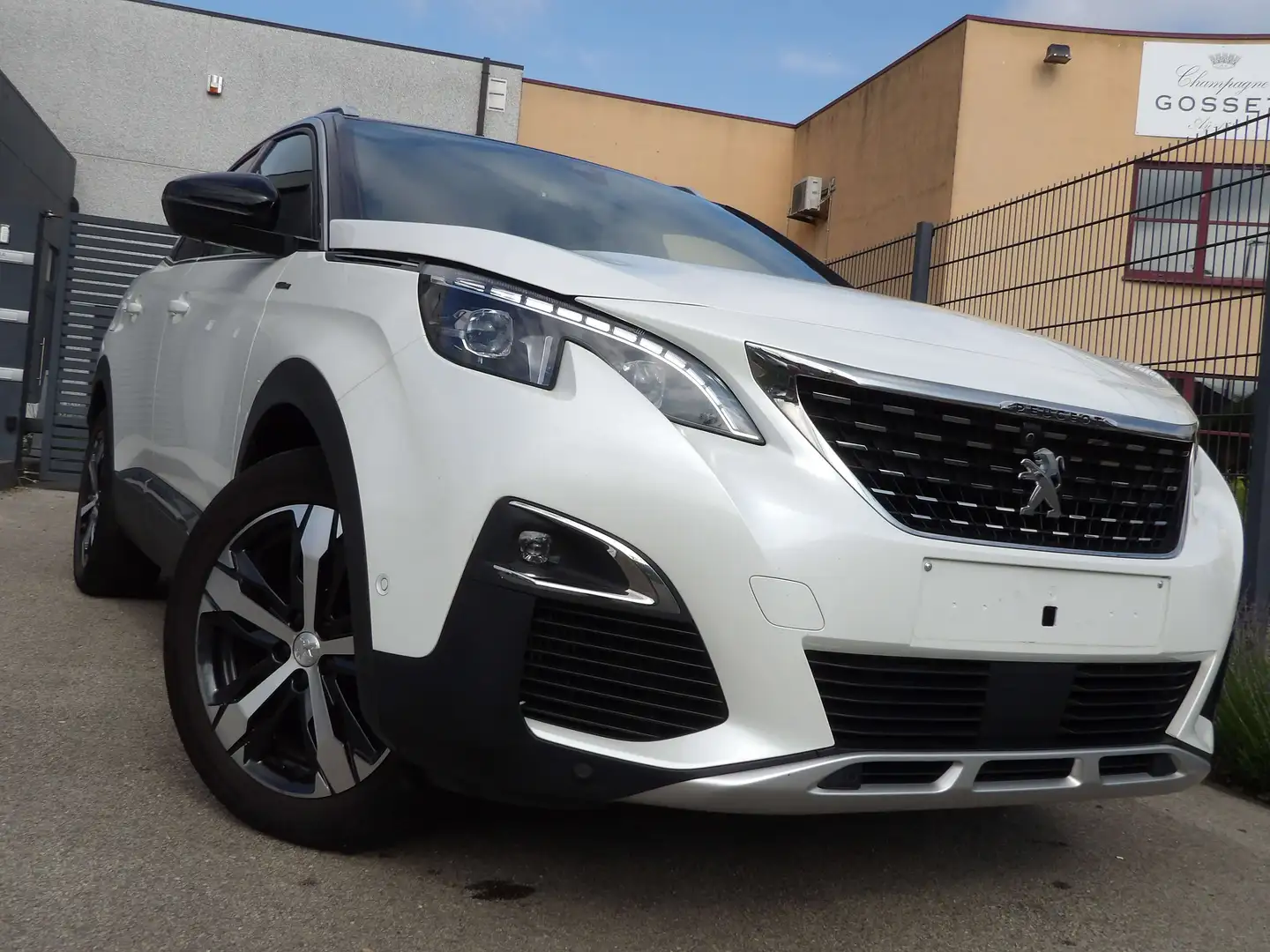 Peugeot 3008 1.2 PureTech GT Line - getande riem vervangen. Bianco - 1