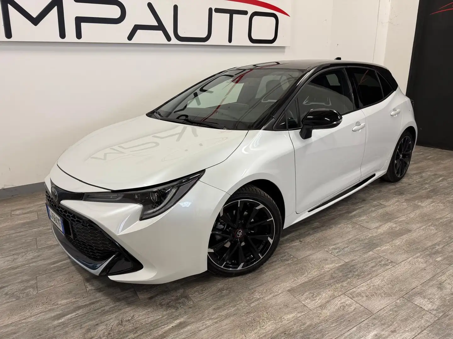 Toyota Corolla Corolla XII 2019 1.8h GR Sport cvt Weiß - 2