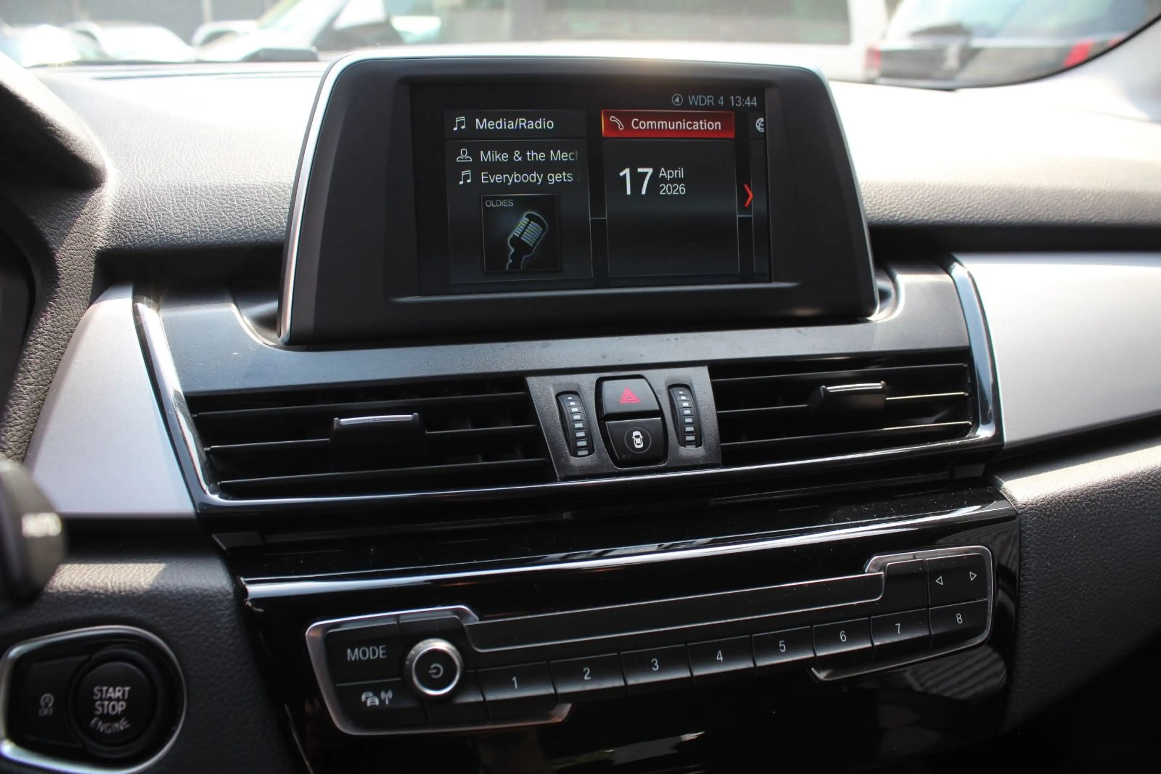 BMW 218 218 ACTIVE TOURER AUTOMATIK KLIMA PDC ALU 2.Hd — photo 10