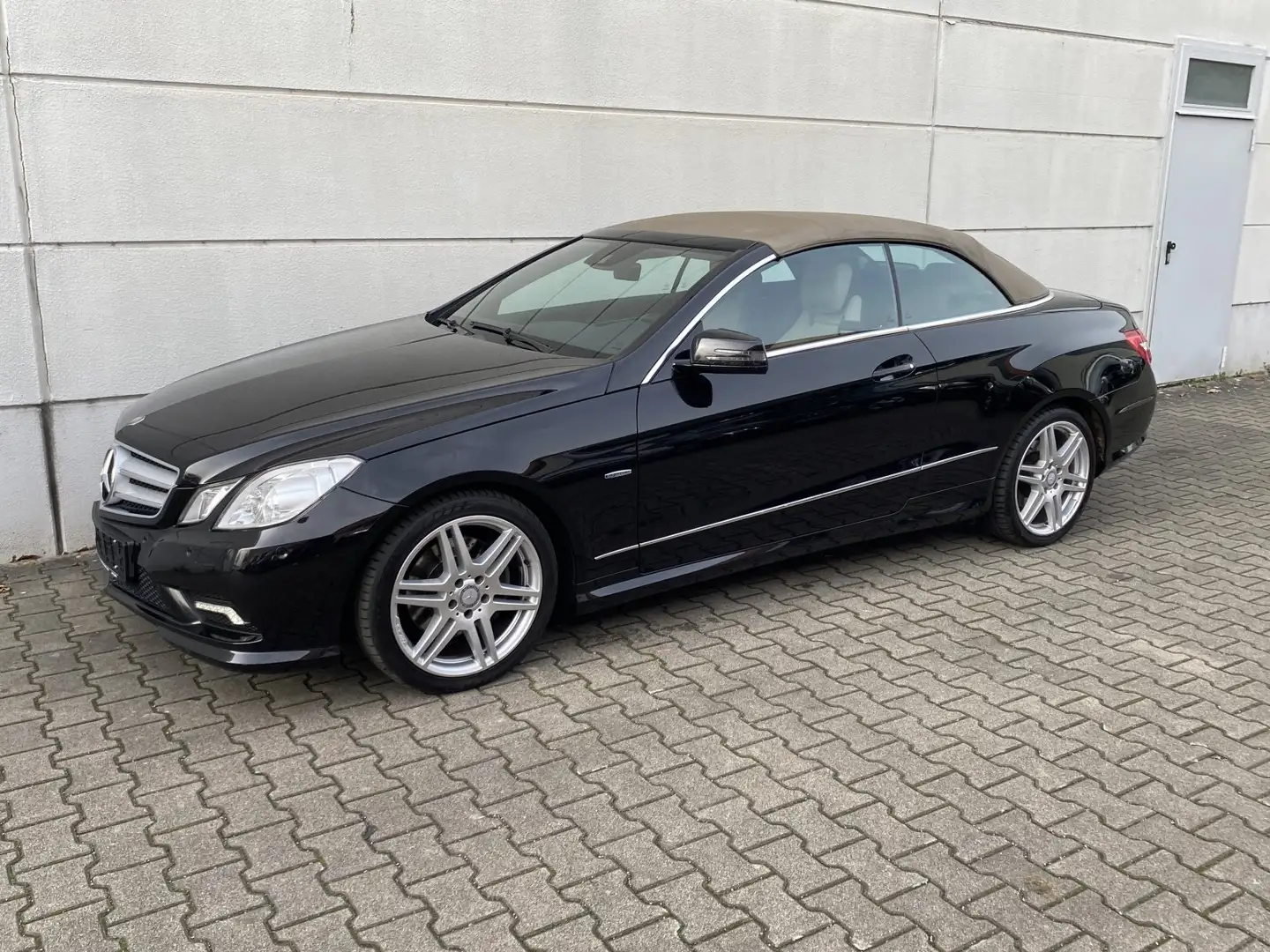 Mercedes-Benz E 350 E 350 CDI Cabrio Avantgarde AMG Paket Rkam Shz Le Nero - 2